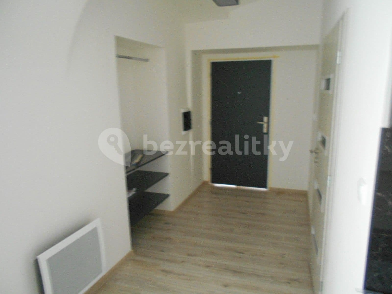 Prenájom bytu 2-izbový 57 m², Česká, Louny, Ústecký kraj Prenájom bytu 2-izbový 57 m², Česká, Louny, Ústecký kraj