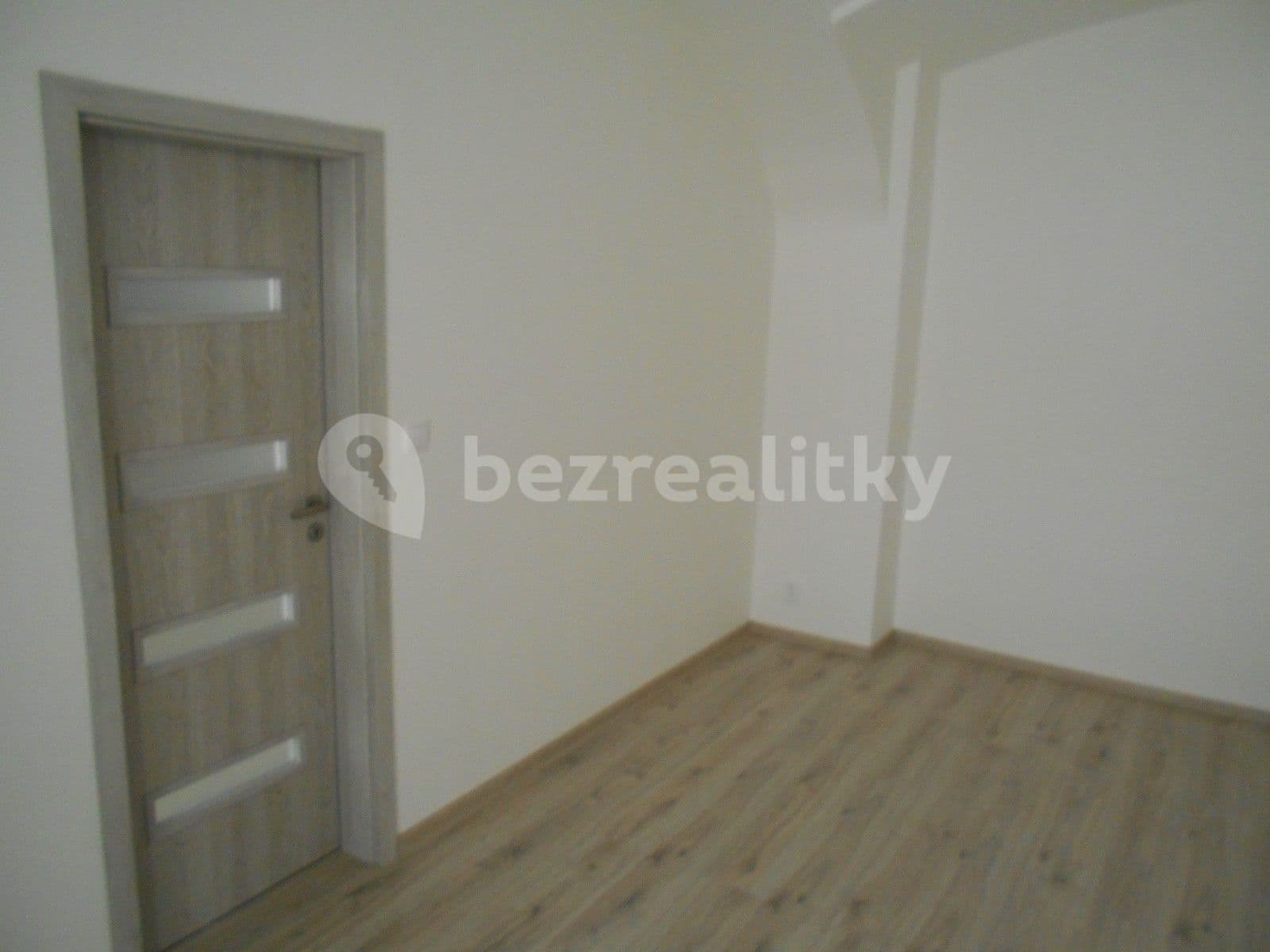 Prenájom bytu 2-izbový 57 m², Česká, Louny, Ústecký kraj Prenájom bytu 2-izbový 57 m², Česká, Louny, Ústecký kraj