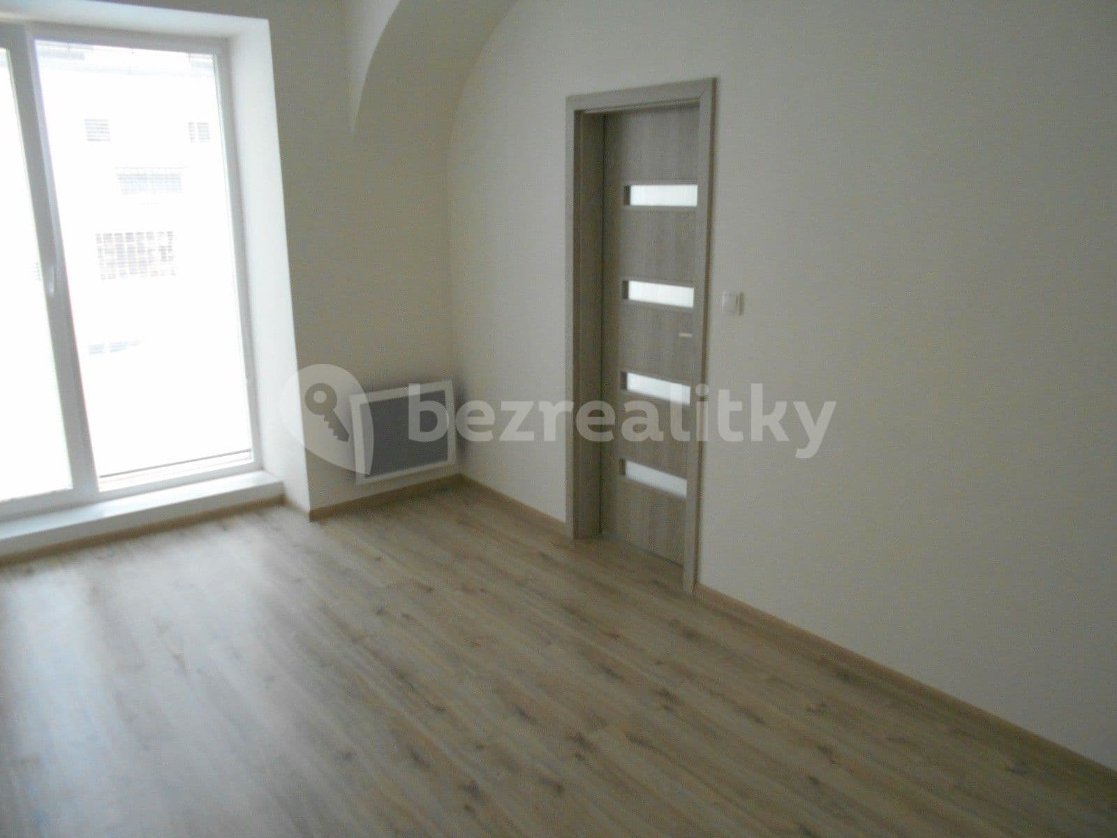 Prenájom bytu 2-izbový 57 m², Česká, Louny, Ústecký kraj Prenájom bytu 2-izbový 57 m², Česká, Louny, Ústecký kraj
