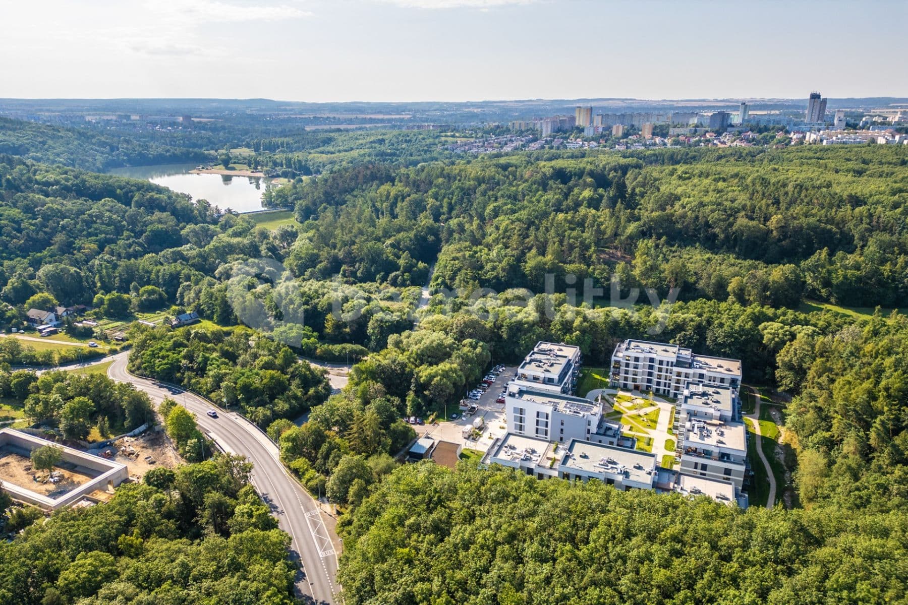 Prenájom bytu 1-izbový 43 m², Nurmiho, Praha, Praha Prenájom bytu 1-izbový 43 m², Nurmiho, Praha, Praha