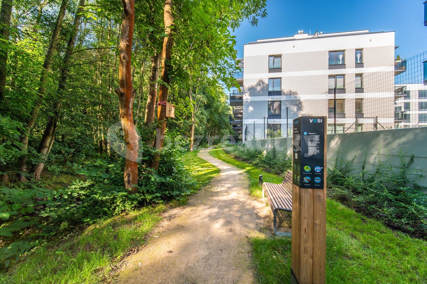 Prenájom bytu 1-izbový 43 m², Nurmiho, Praha, Praha Prenájom bytu 1-izbový 43 m², Nurmiho, Praha, Praha