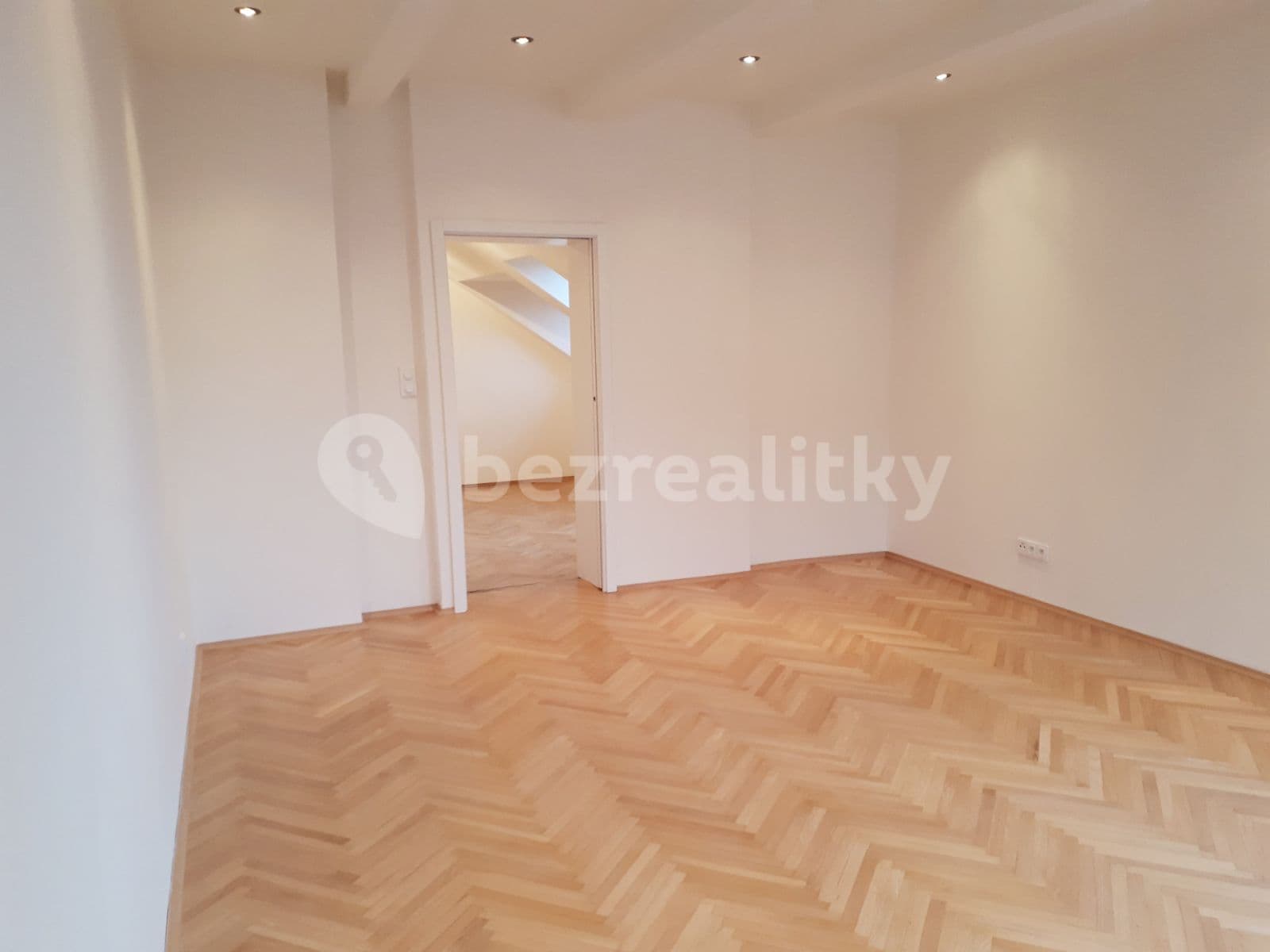 Prenájom bytu 3-izbový 83 m², Radlická, Praha, Praha Prenájom bytu 3-izbový 83 m², Radlická, Praha, Praha