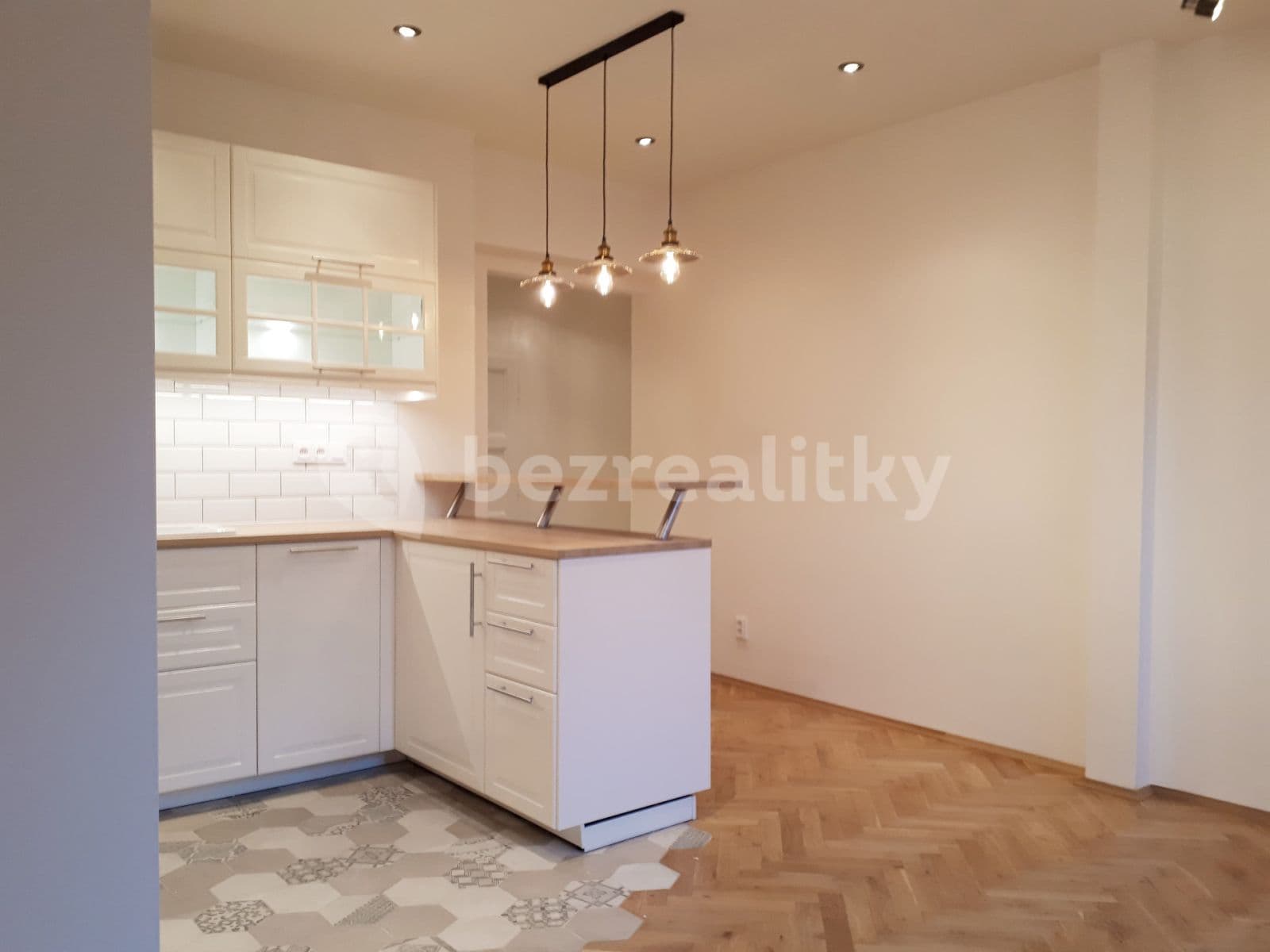 Prenájom bytu 3-izbový 83 m², Radlická, Praha, Praha Prenájom bytu 3-izbový 83 m², Radlická, Praha, Praha