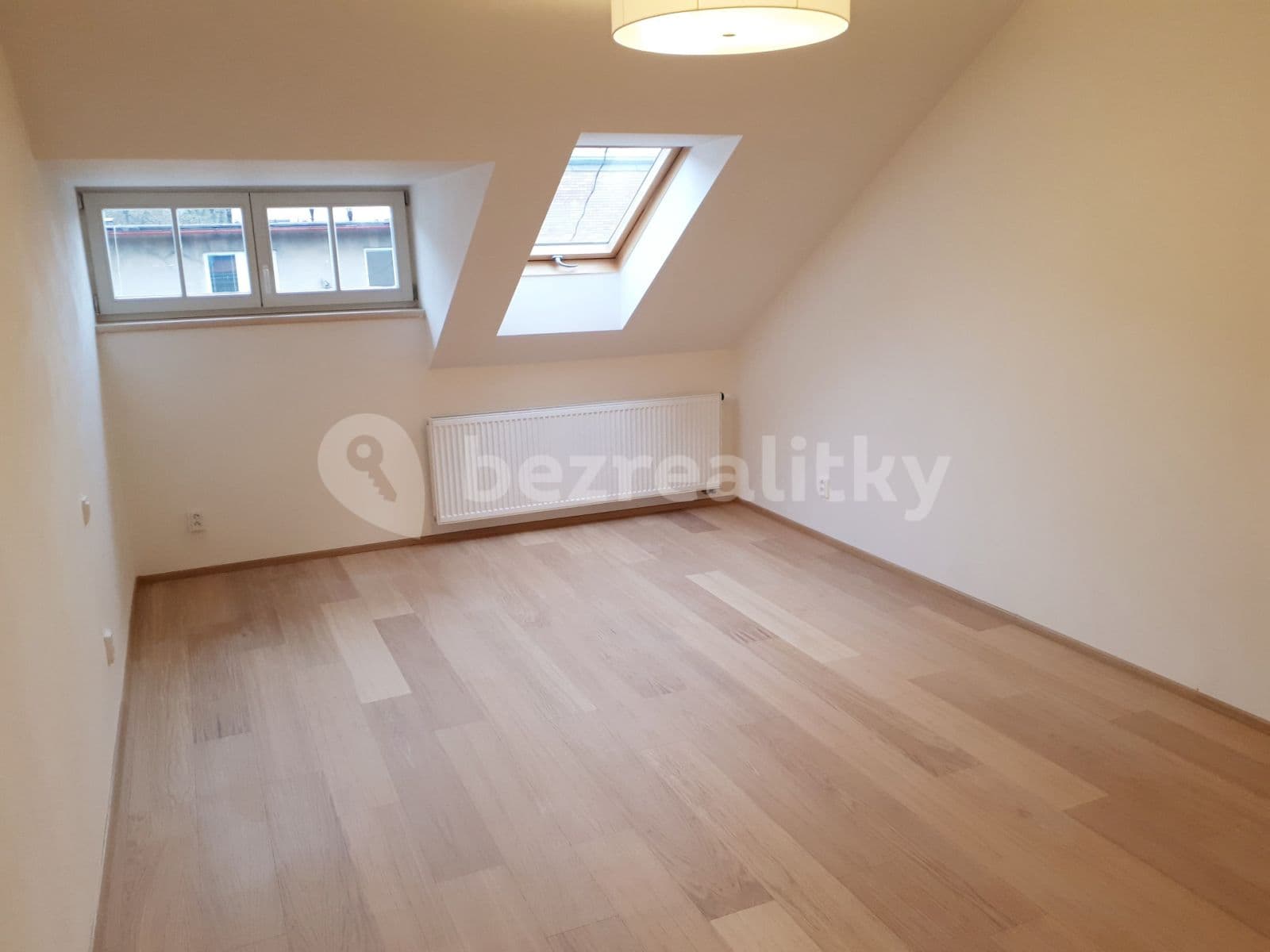 Prenájom bytu 3-izbový 83 m², Radlická, Praha, Praha Prenájom bytu 3-izbový 83 m², Radlická, Praha, Praha