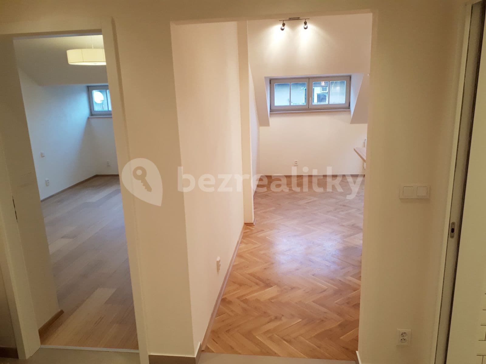 Prenájom bytu 3-izbový 83 m², Radlická, Praha, Praha Prenájom bytu 3-izbový 83 m², Radlická, Praha, Praha
