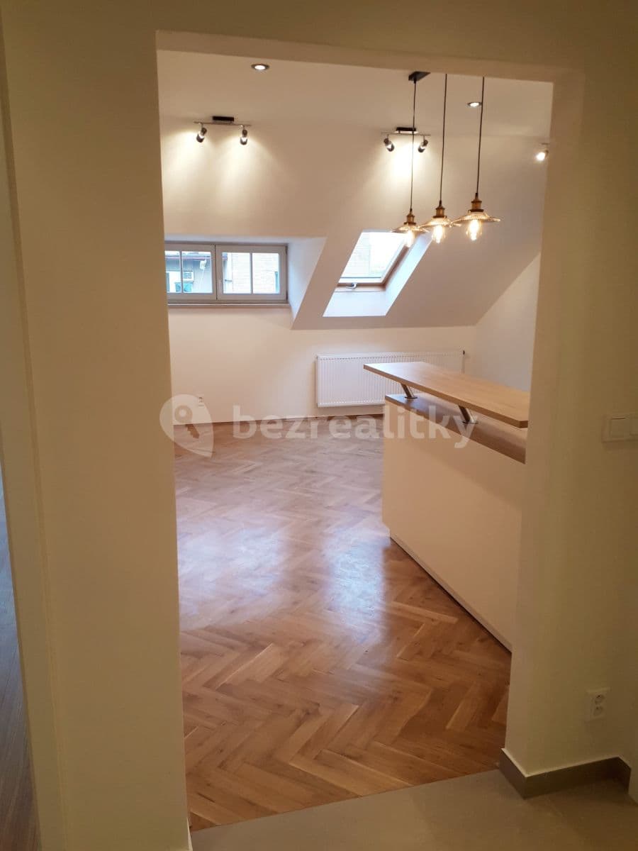 Prenájom bytu 3-izbový 83 m², Radlická, Praha, Praha Prenájom bytu 3-izbový 83 m², Radlická, Praha, Praha
