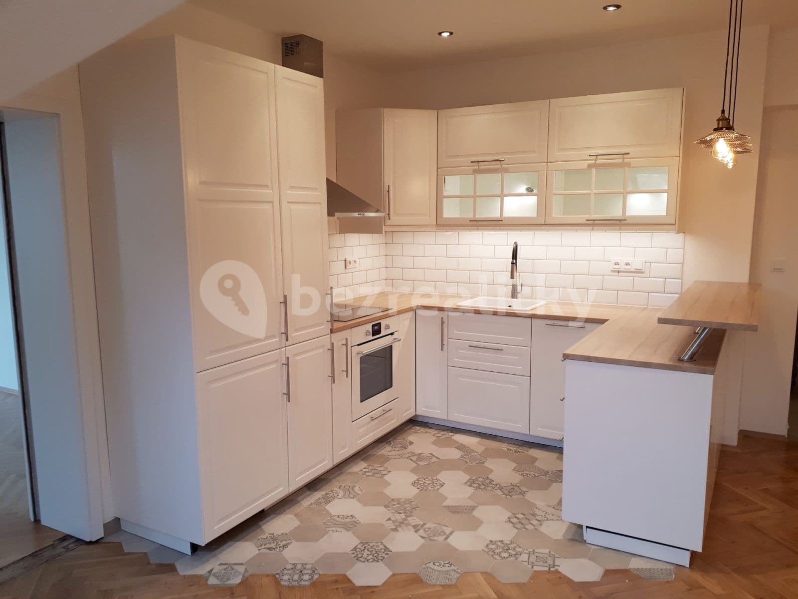 Prenájom bytu 3-izbový 83 m², Radlická, Praha, Praha Prenájom bytu 3-izbový 83 m², Radlická, Praha, Praha