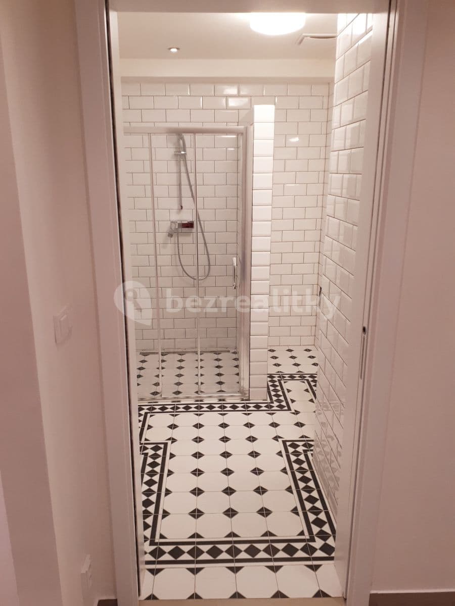 Prenájom bytu 3-izbový 83 m², Radlická, Praha, Praha Prenájom bytu 3-izbový 83 m², Radlická, Praha, Praha