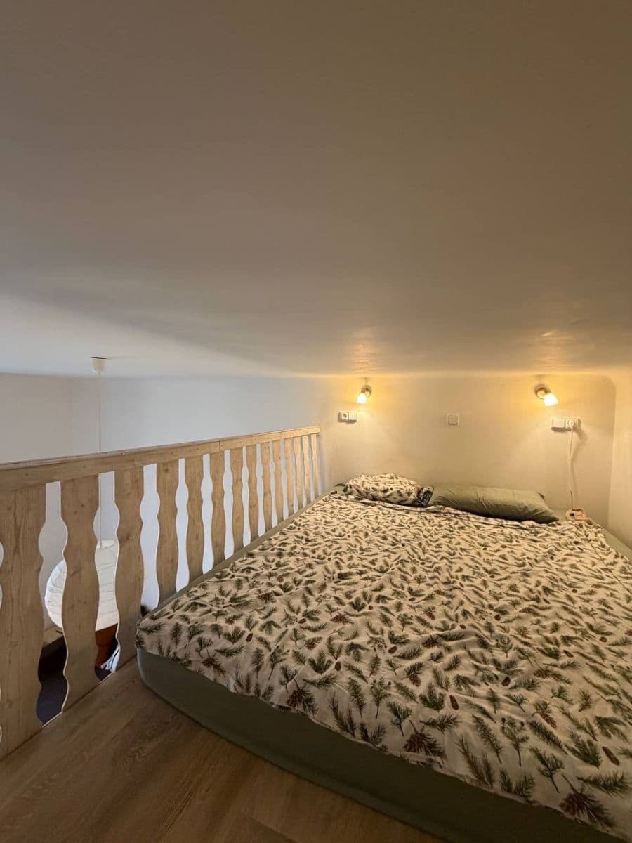 Prenájom bytu 1-izbový 41 m², Jeronýmova, Praha, Praha Prenájom bytu 1-izbový 41 m², Jeronýmova, Praha, Praha