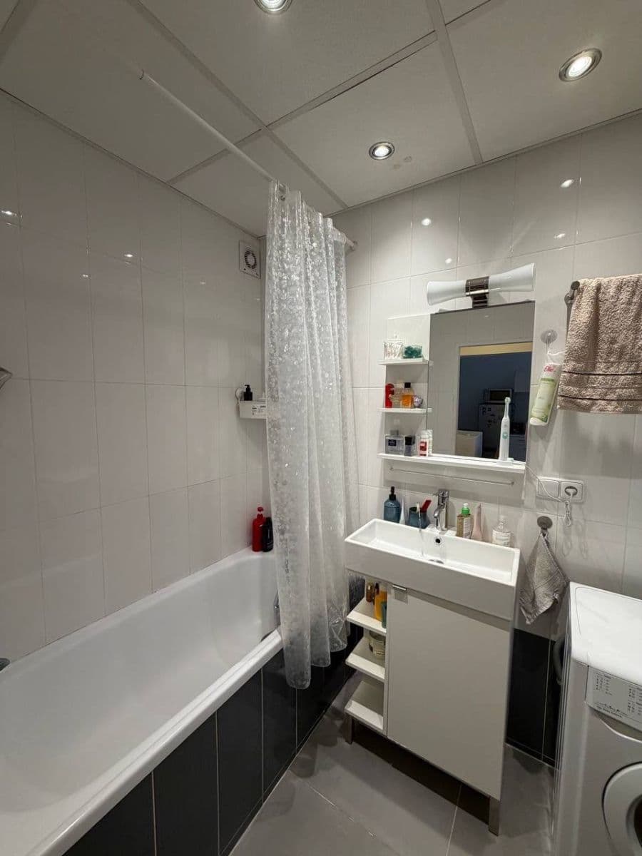 Prenájom bytu 1-izbový 41 m², Jeronýmova, Praha, Praha Prenájom bytu 1-izbový 41 m², Jeronýmova, Praha, Praha