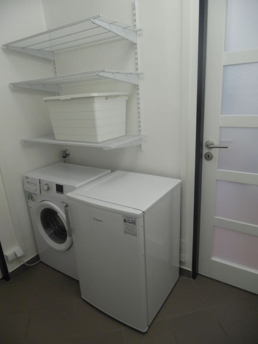 Prenájom bytu 25 m², Ďáblická, Praha, Praha Prenájom bytu 25 m², Ďáblická, Praha, Praha