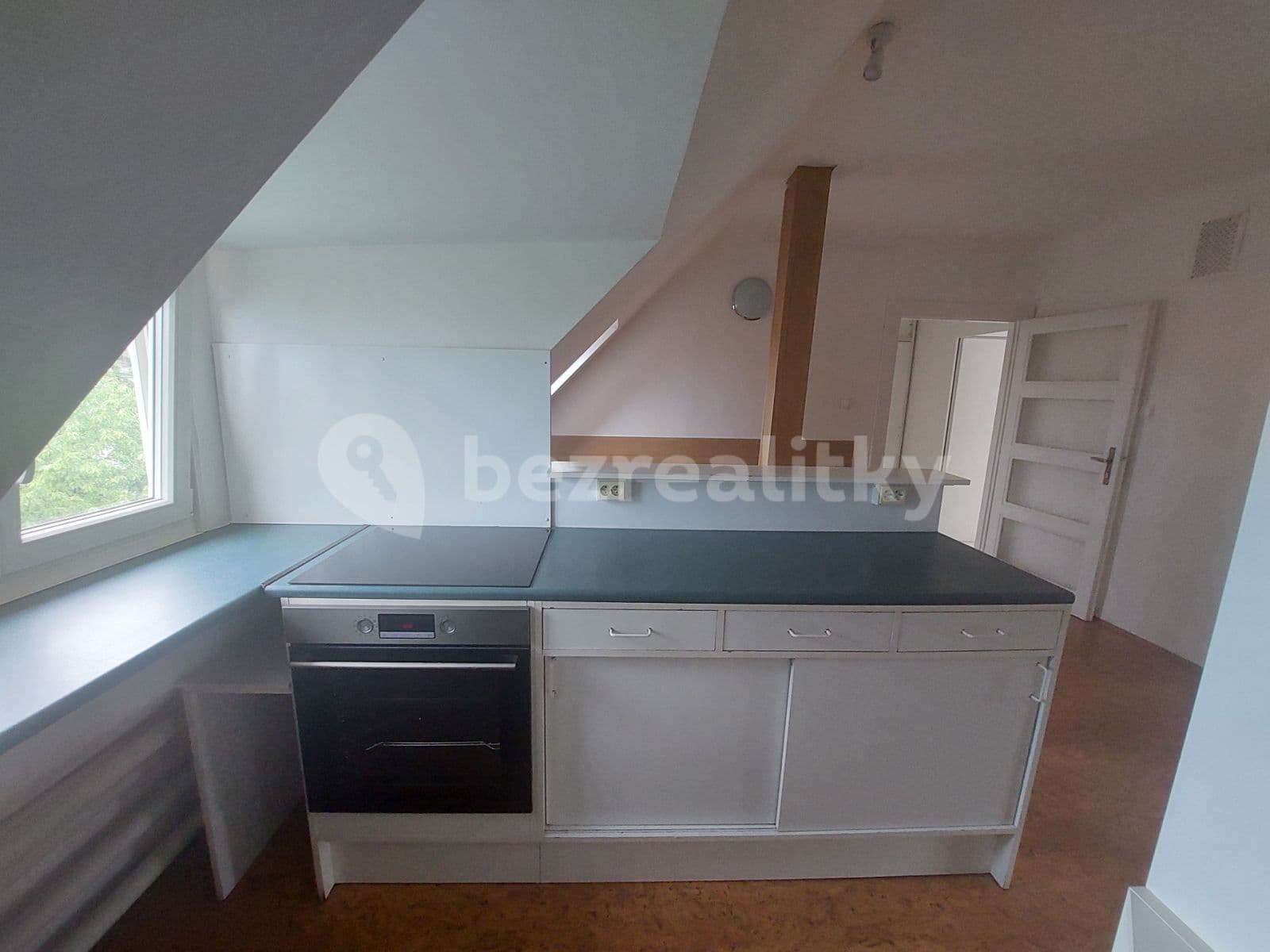 Prenájom bytu 2-izbový 86 m², Synkovská, Praha, Praha Prenájom bytu 2-izbový 86 m², Synkovská, Praha, Praha