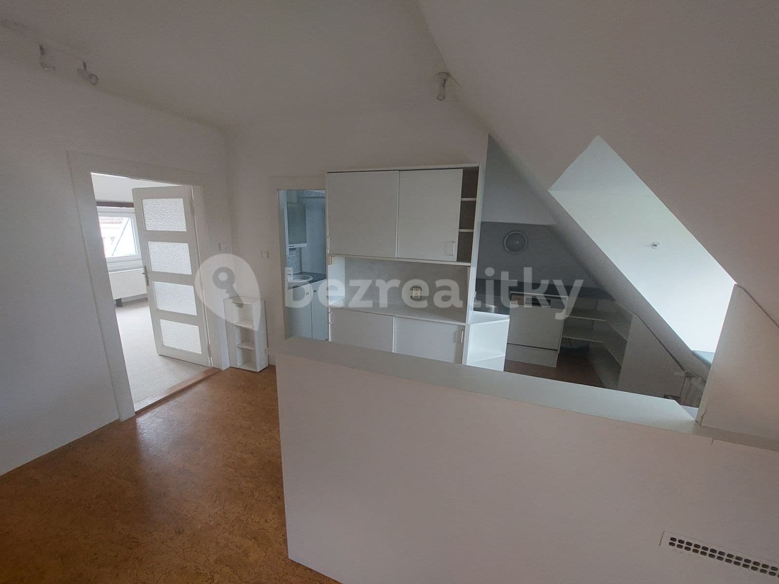 Prenájom bytu 2-izbový 86 m², Synkovská, Praha, Praha Prenájom bytu 2-izbový 86 m², Synkovská, Praha, Praha