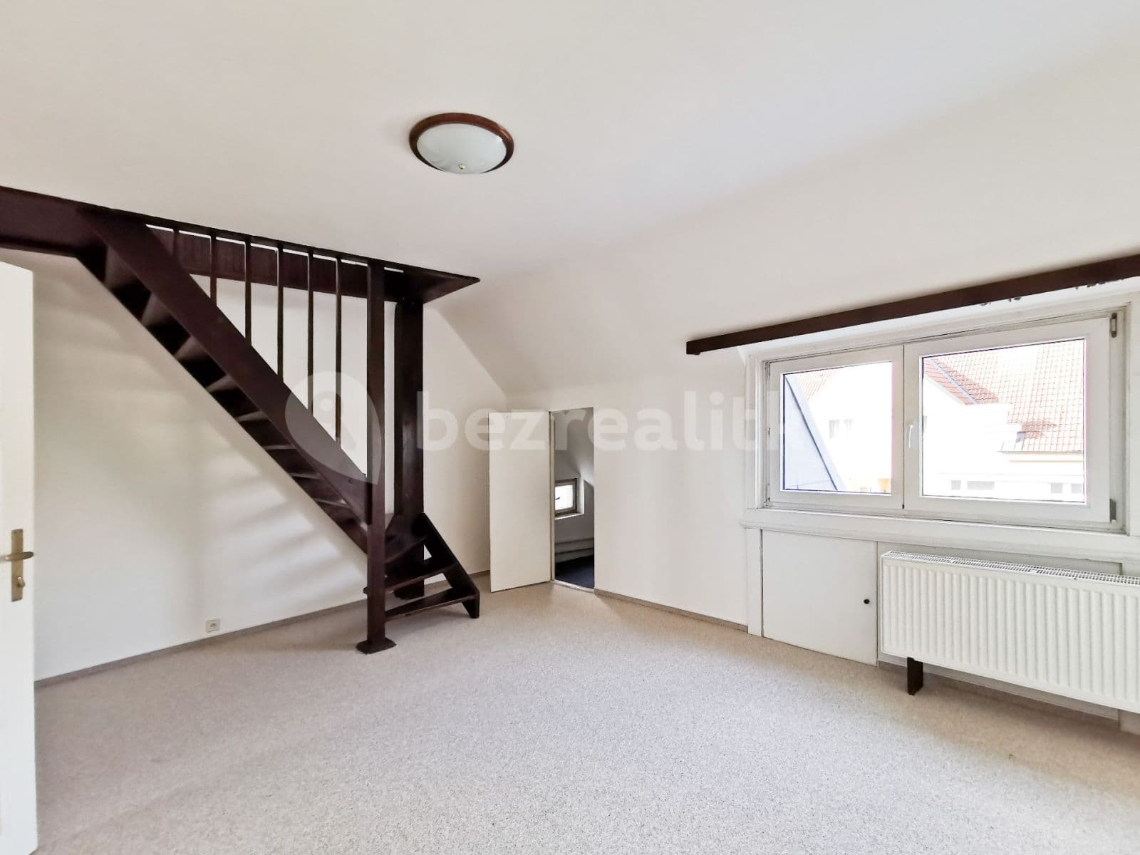 Prenájom bytu 2-izbový 86 m², Synkovská, Praha, Praha Prenájom bytu 2-izbový 86 m², Synkovská, Praha, Praha