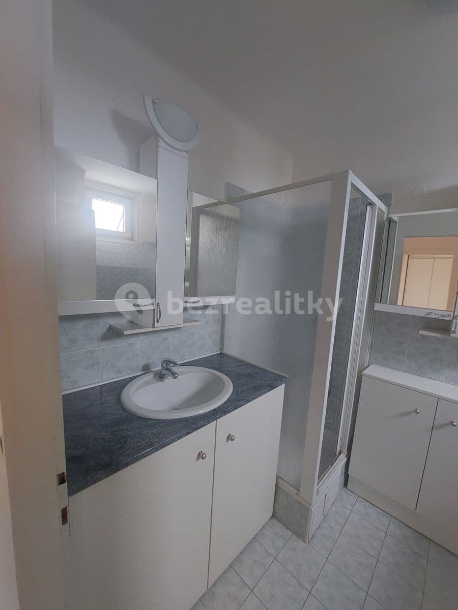 Prenájom bytu 2-izbový 86 m², Synkovská, Praha, Praha Prenájom bytu 2-izbový 86 m², Synkovská, Praha, Praha