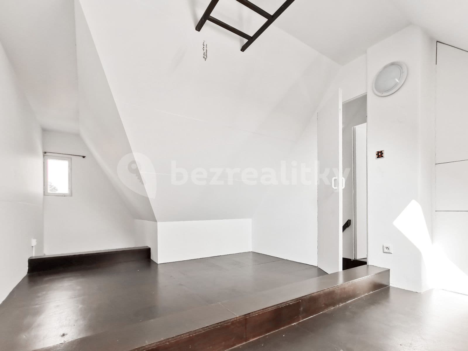 Prenájom bytu 2-izbový 86 m², Synkovská, Praha, Praha Prenájom bytu 2-izbový 86 m², Synkovská, Praha, Praha
