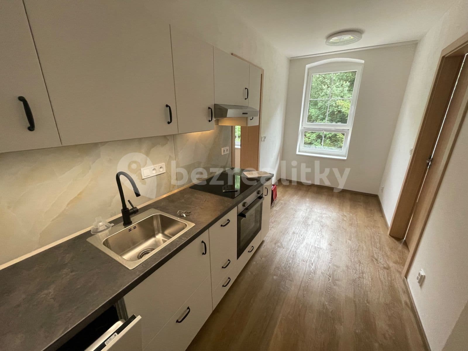 Prenájom bytu 2-izbový 62 m², Rynoltická, Liberec, Liberecký kraj Prenájom bytu 2-izbový 62 m², Rynoltická, Liberec, Liberecký kraj