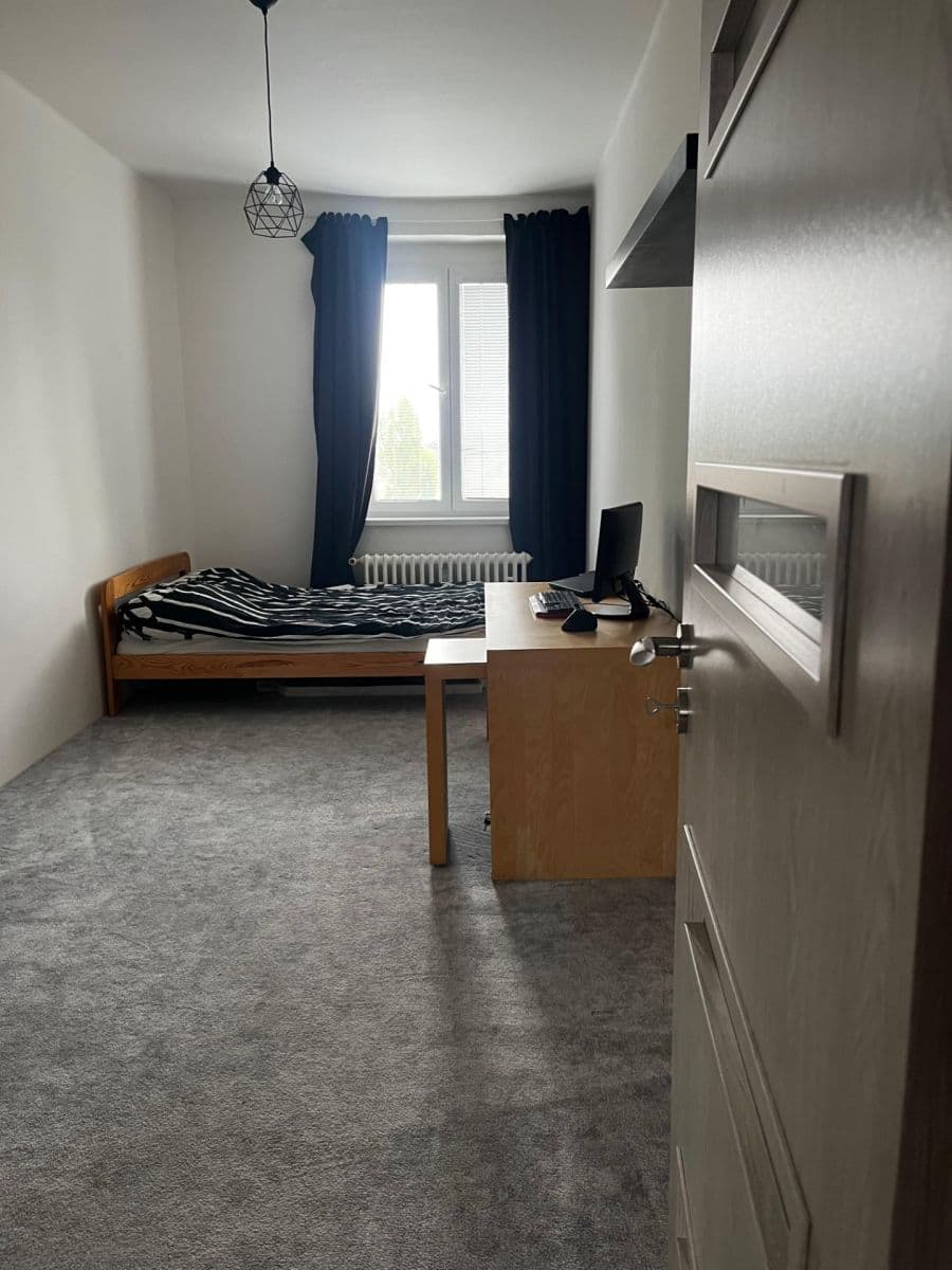Prenájom bytu 2-izbový 44 m², Amálská, Kladno, Středočeský kraj Prenájom bytu 2-izbový 44 m², Amálská, Kladno, Středočeský kraj
