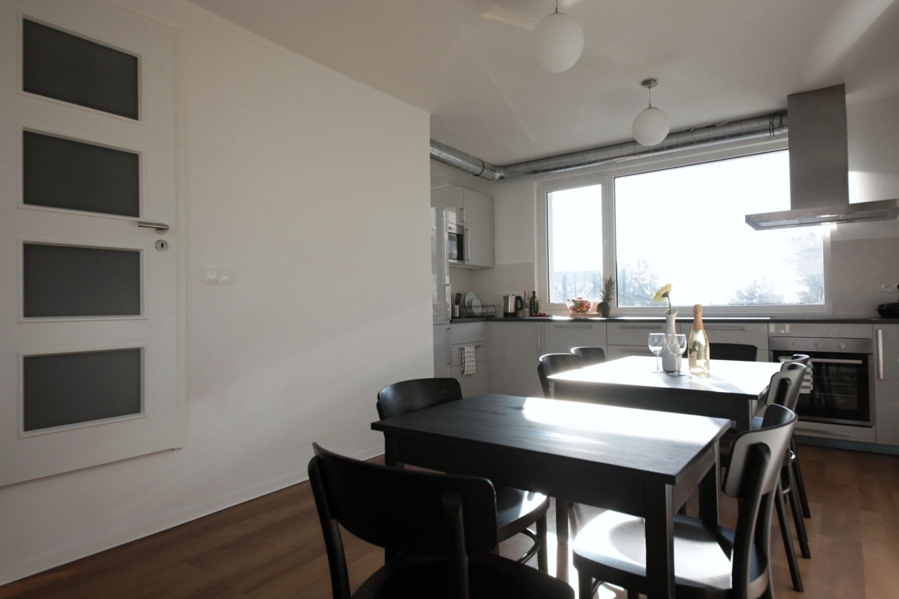 Prenájom bytu 270 m², Čistovická, Praha, Praha Prenájom bytu 270 m², Čistovická, Praha, Praha