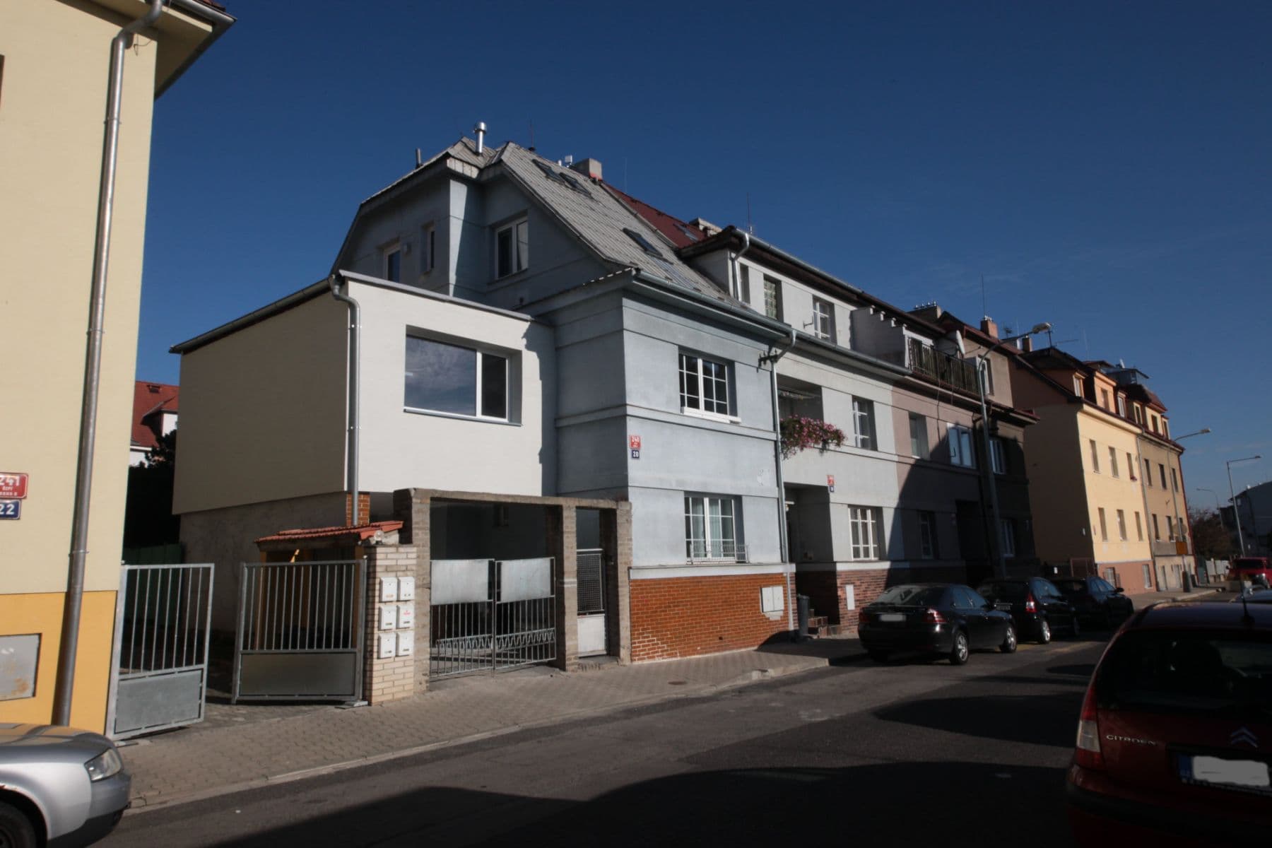 Prenájom bytu 270 m², Čistovická, Praha, Praha Prenájom bytu 270 m², Čistovická, Praha, Praha