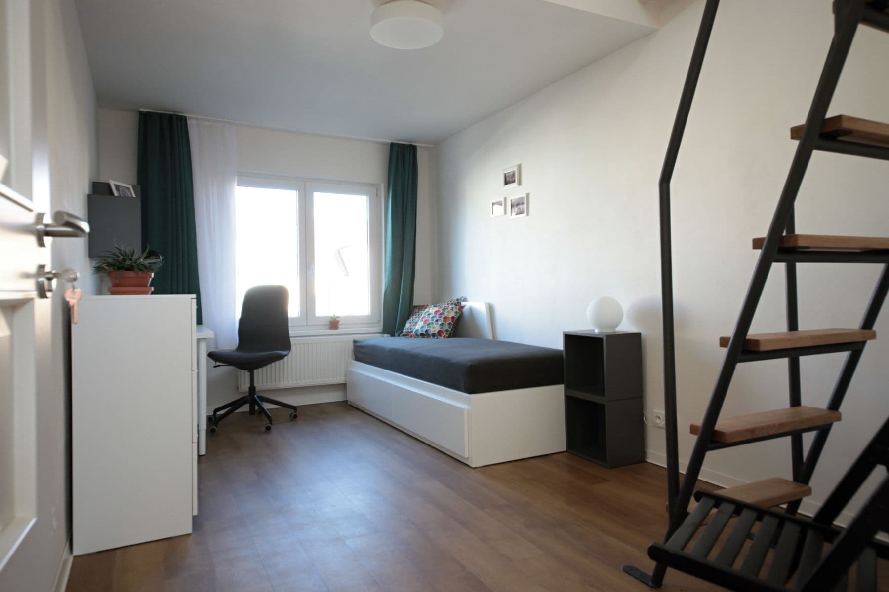 Prenájom bytu 270 m², Čistovická, Praha, Praha Prenájom bytu 270 m², Čistovická, Praha, Praha