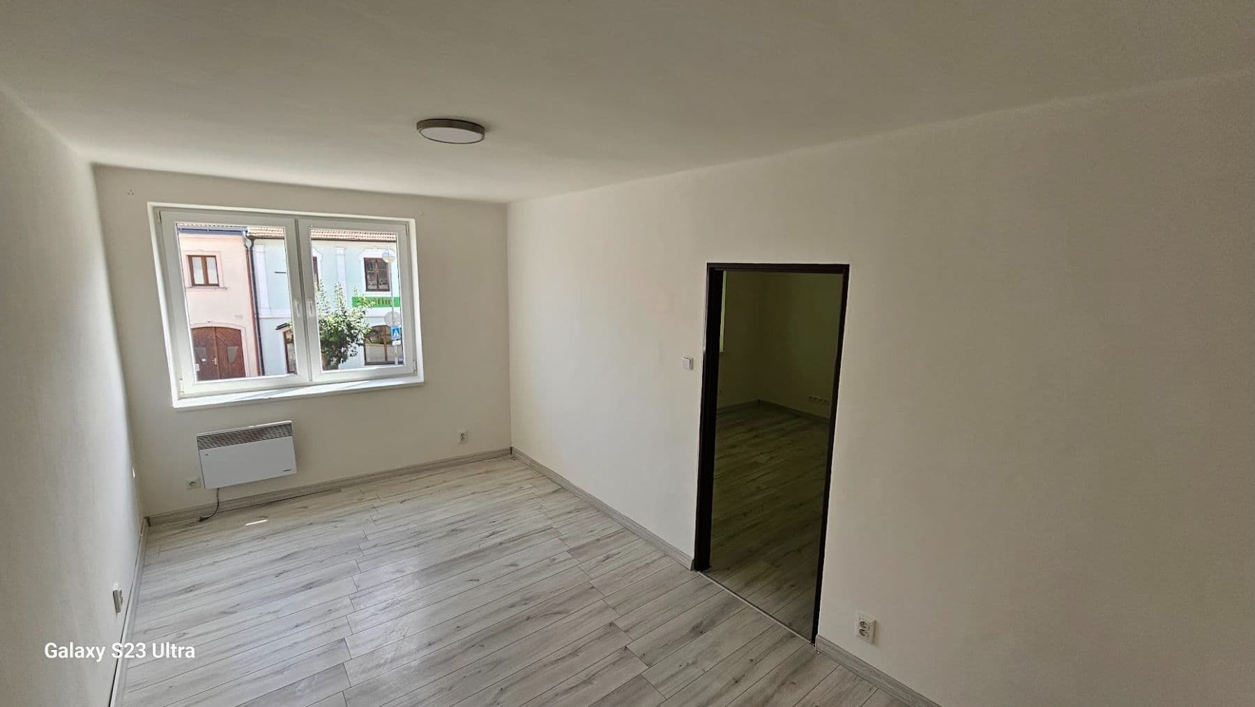 Predaj bytu 3-izbový 80 m², Husovo náměstí, Mladá Vožice, Jihočeský kraj Predaj bytu 3-izbový 80 m², Husovo náměstí, Mladá Vožice, Jihočeský kraj