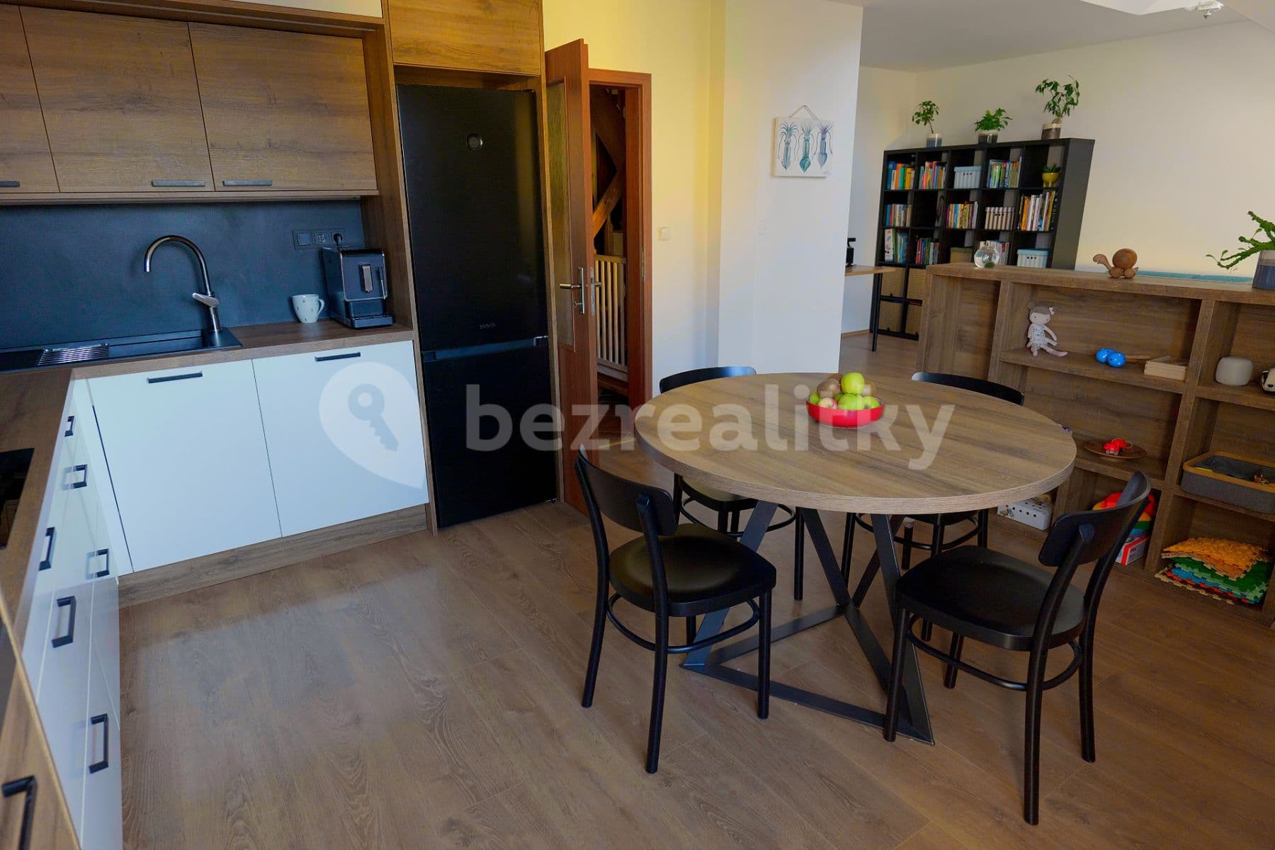 Prenájom bytu 3-izbový 72 m², Metelkova, Kuřim, Jihomoravský kraj Prenájom bytu 3-izbový 72 m², Metelkova, Kuřim, Jihomoravský kraj