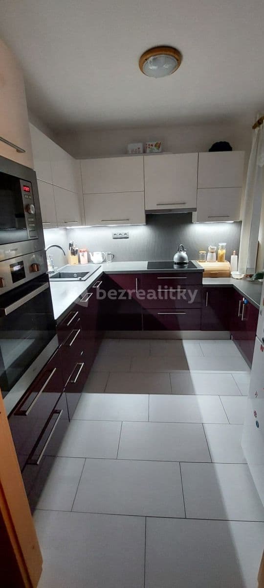 Prenájom bytu 3-izbový 73 m², Písečná, Praha, Praha Prenájom bytu 3-izbový 73 m², Písečná, Praha, Praha