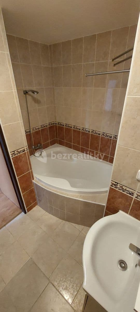 Prenájom bytu 3-izbový 73 m², Písečná, Praha, Praha Prenájom bytu 3-izbový 73 m², Písečná, Praha, Praha