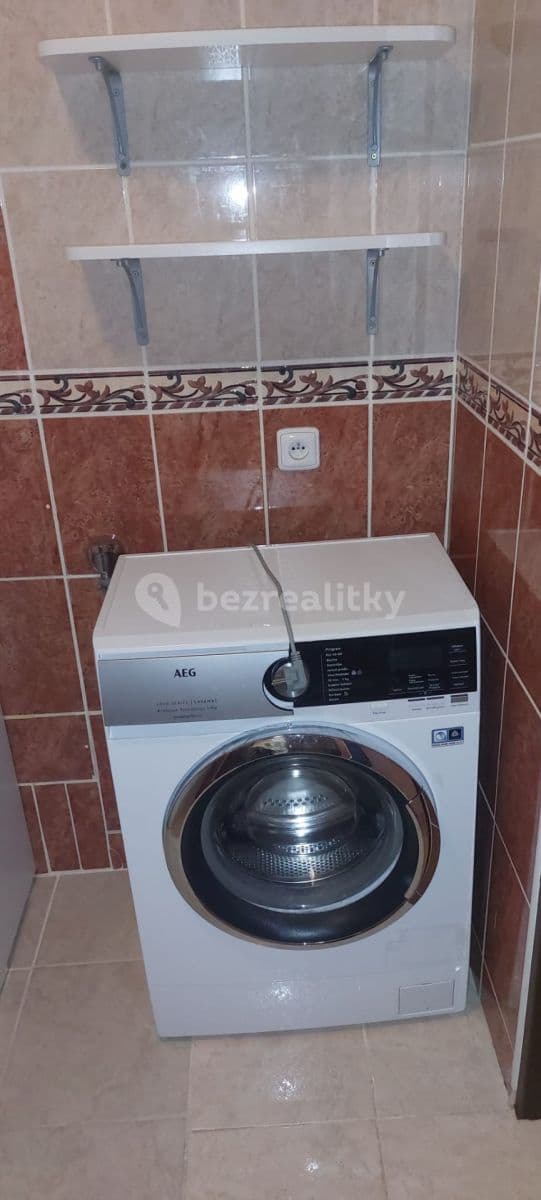 Prenájom bytu 3-izbový 73 m², Písečná, Praha, Praha Prenájom bytu 3-izbový 73 m², Písečná, Praha, Praha