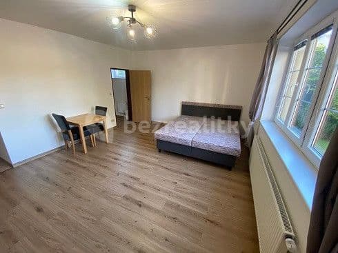 Prenájom bytu 1-izbový 40 m², Ďáblická, Praha, Praha Prenájom bytu 1-izbový 40 m², Ďáblická, Praha, Praha