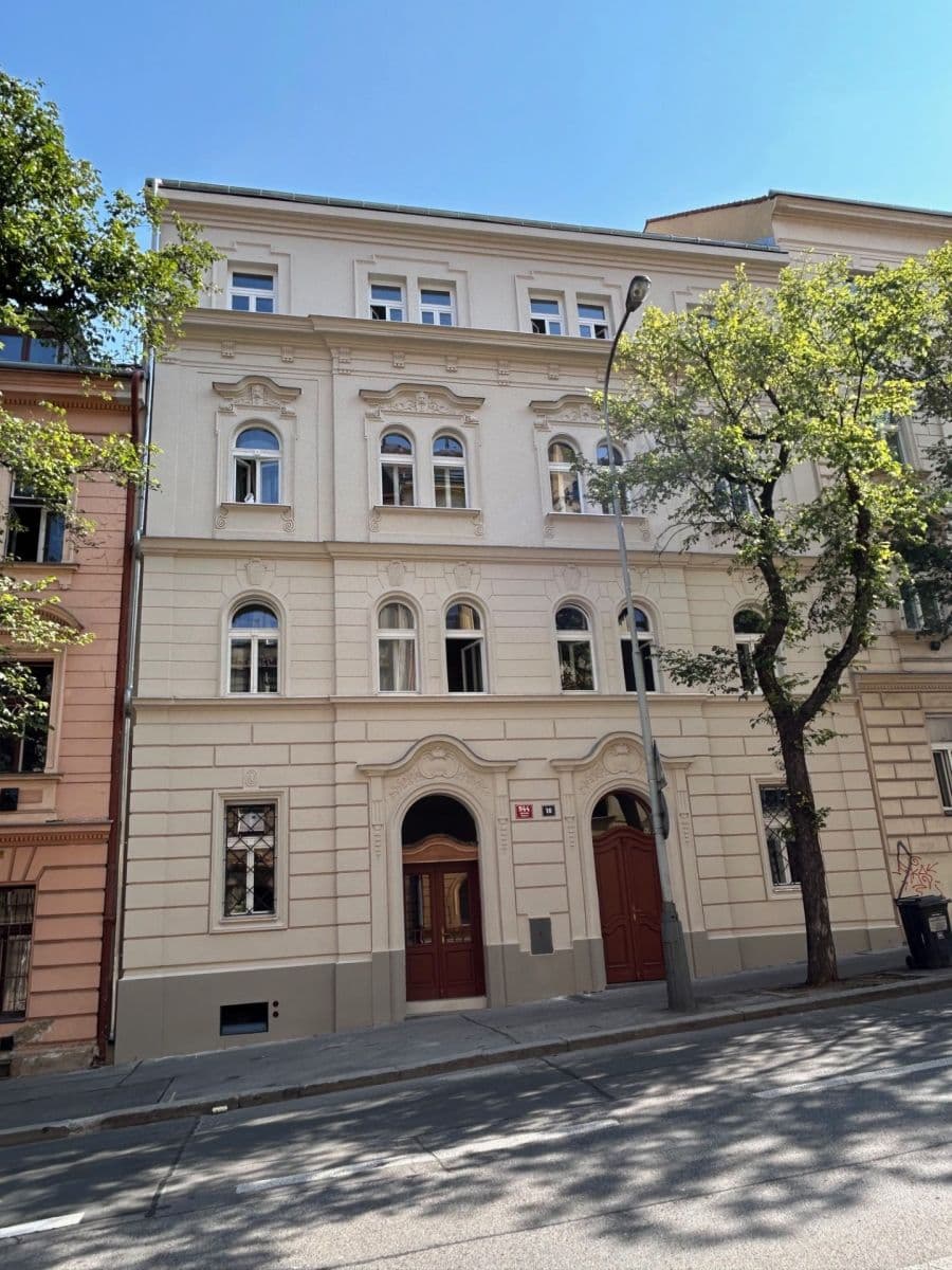Prenájom bytu 2-izbový 41 m², U Santošky, Praha, Praha Prenájom bytu 2-izbový 41 m², U Santošky, Praha, Praha