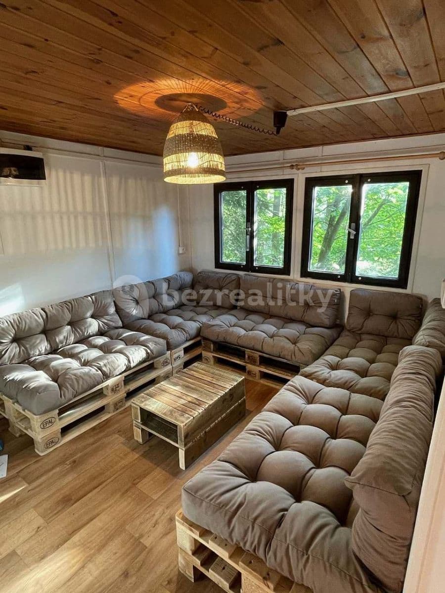 Prenájom rekreačného objektu, Jarošov, Pardubický kraj Prenájom rekreačného objektu, Jarošov, Pardubický kraj