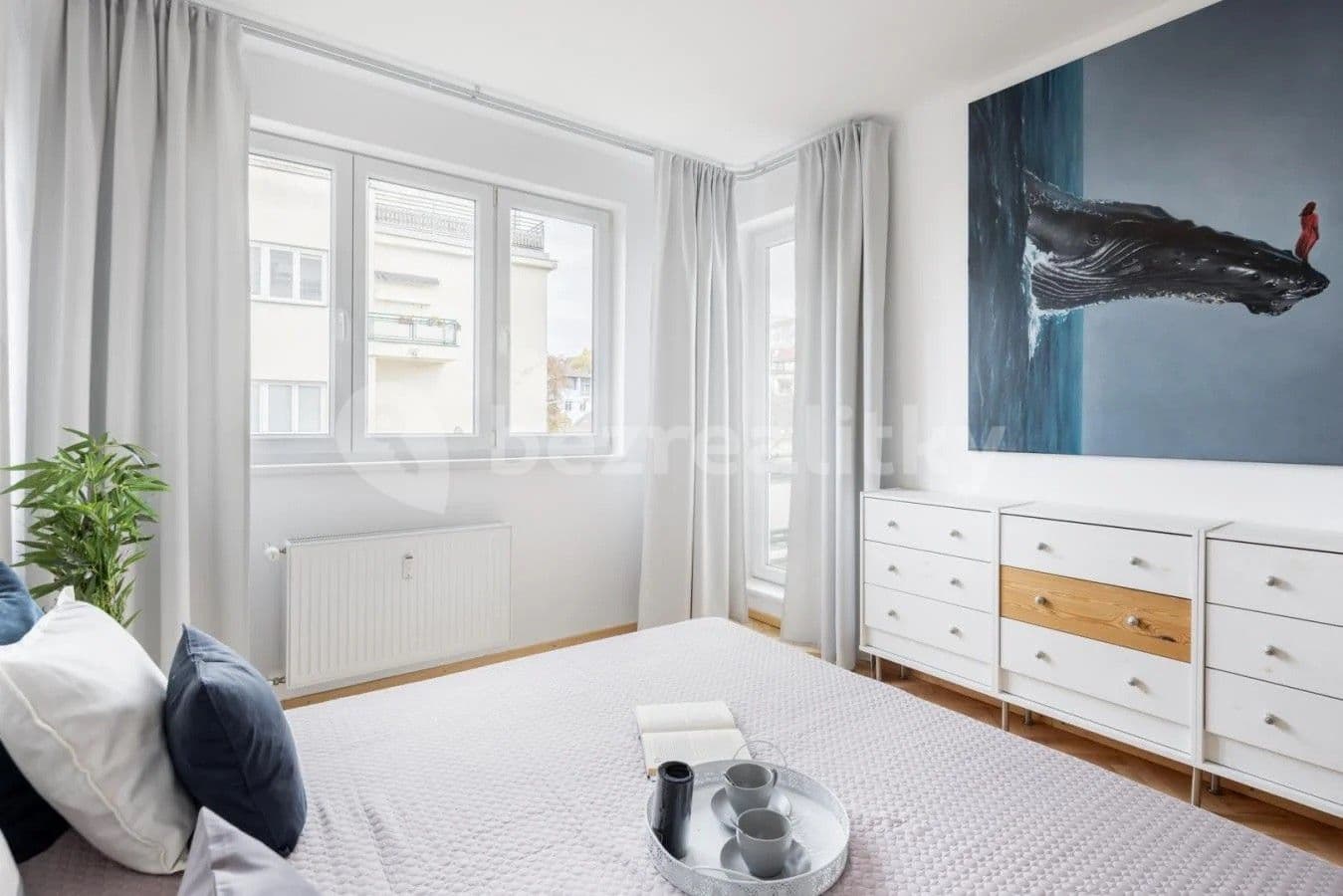 Prenájom bytu 3-izbový 65 m², Bělohorská, Praha, Praha Prenájom bytu 3-izbový 65 m², Bělohorská, Praha, Praha