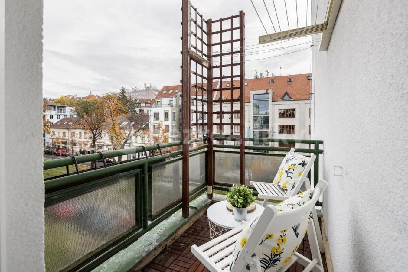 Prenájom bytu 3-izbový 65 m², Bělohorská, Praha, Praha Prenájom bytu 3-izbový 65 m², Bělohorská, Praha, Praha