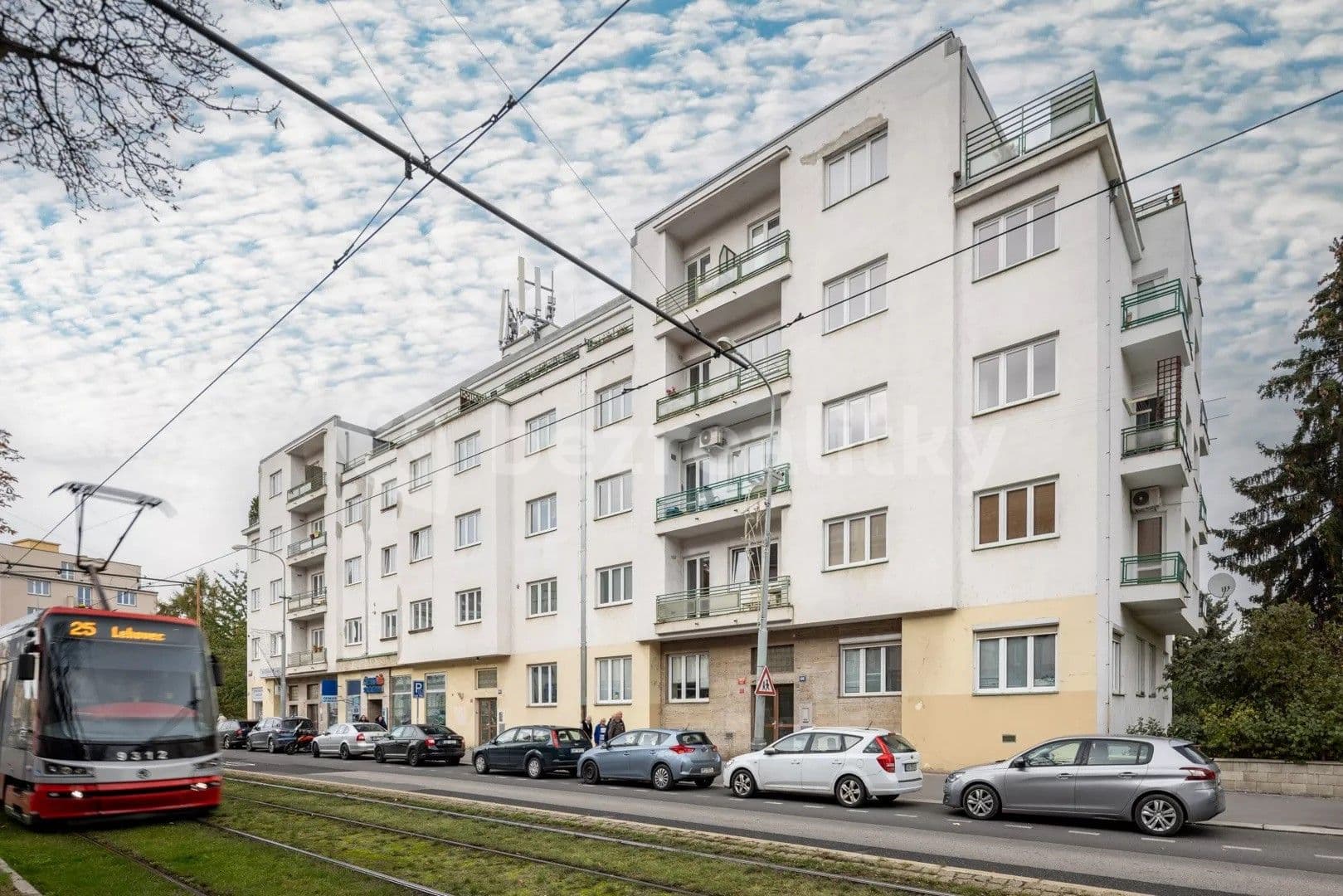 Prenájom bytu 3-izbový 65 m², Bělohorská, Praha, Praha Prenájom bytu 3-izbový 65 m², Bělohorská, Praha, Praha