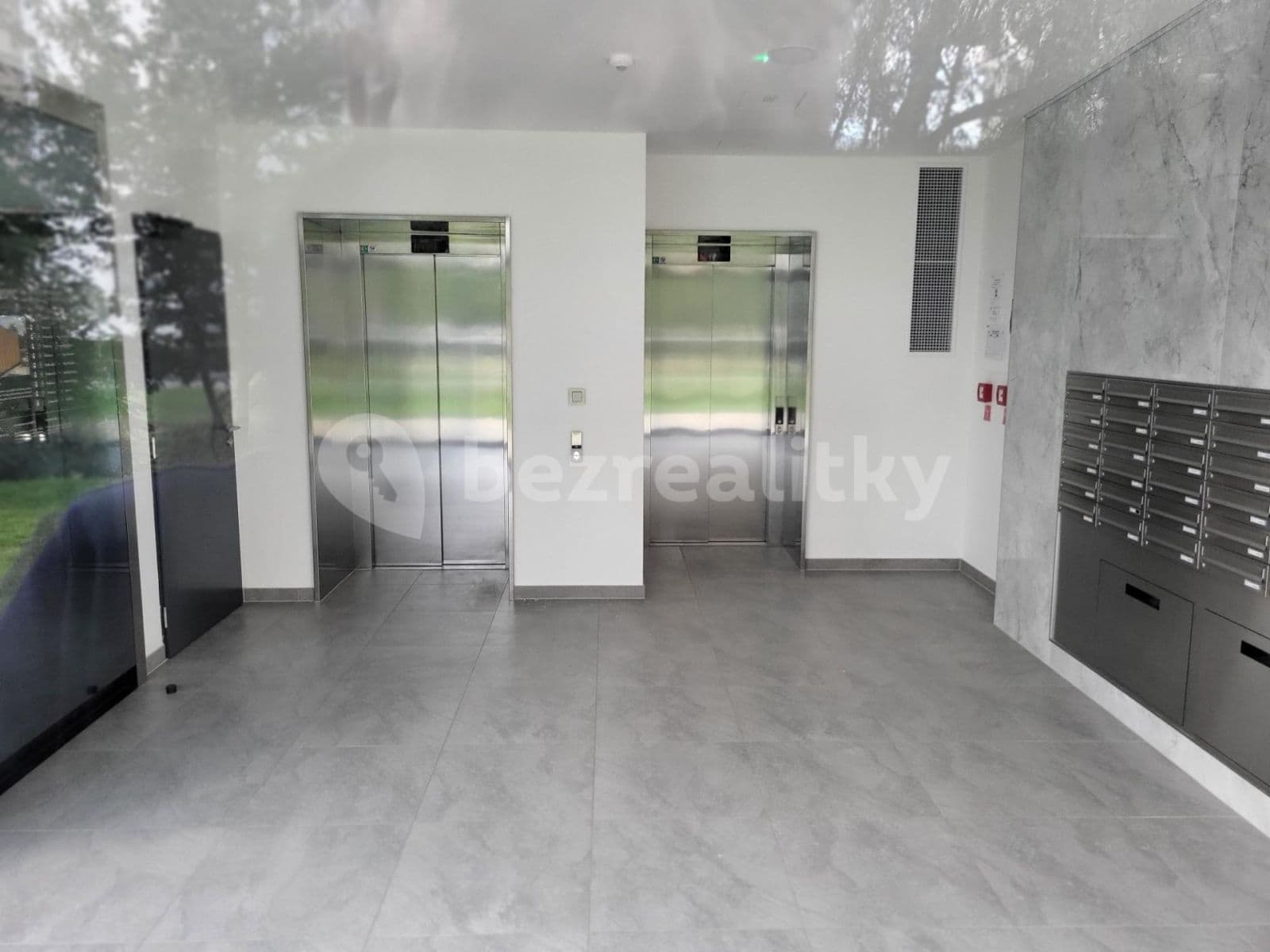 Prenájom bytu 2-izbový 54 m², Pod Harfou, Praha, Praha Prenájom bytu 2-izbový 54 m², Pod Harfou, Praha, Praha