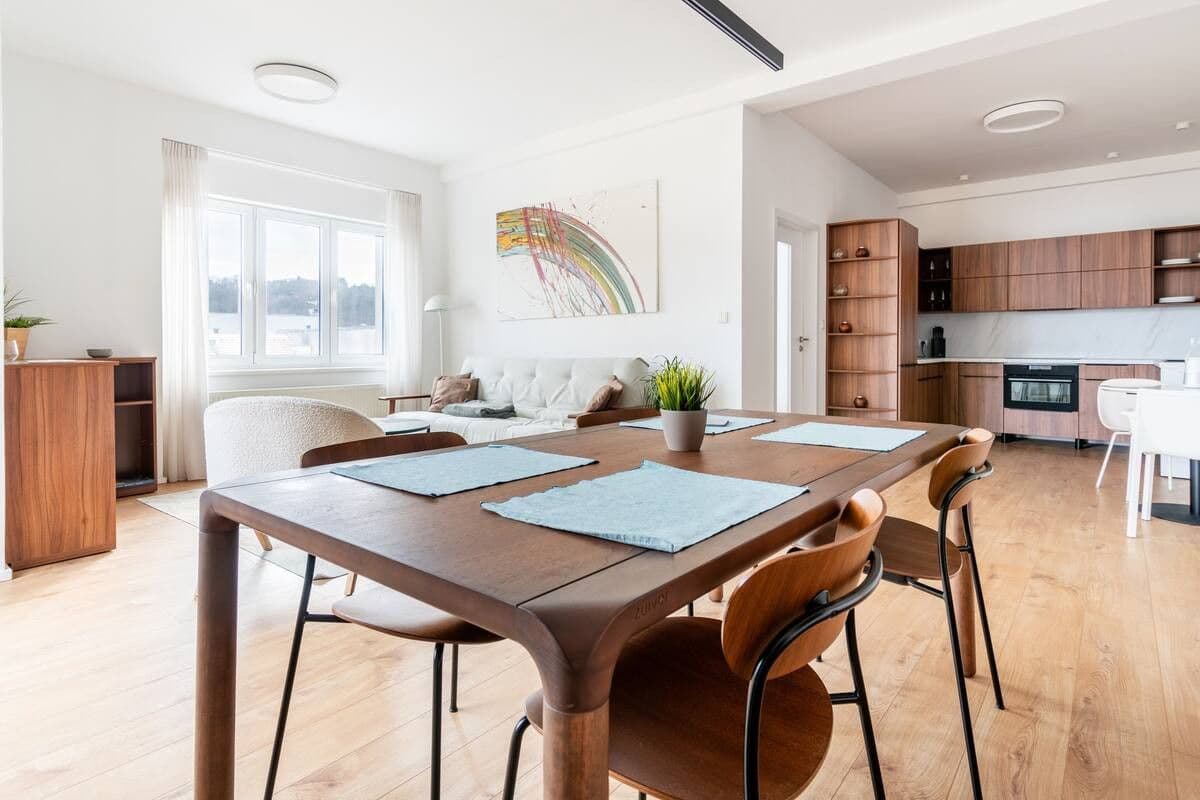 Prenájom bytu 65 m², Holečkova, Praha, Praha Prenájom bytu 65 m², Holečkova, Praha, Praha