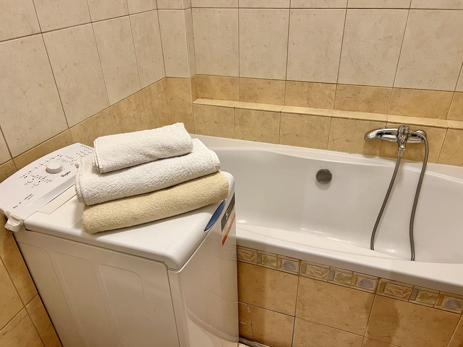 Prenájom bytu 25 m², Na Bitevní Pláni, Praha, Praha Prenájom bytu 25 m², Na Bitevní Pláni, Praha, Praha