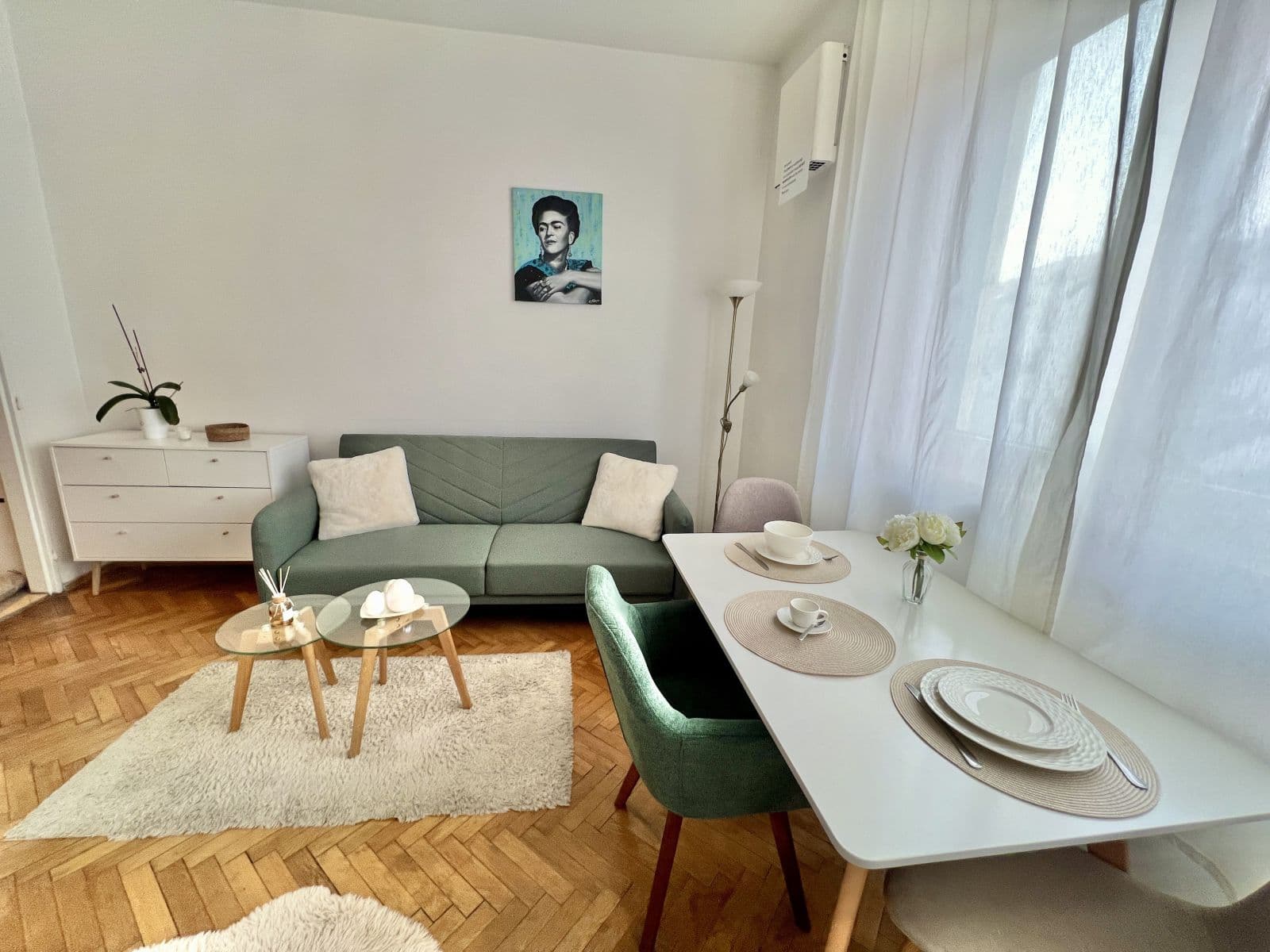 Prenájom bytu 25 m², Na Bitevní Pláni, Praha, Praha Prenájom bytu 25 m², Na Bitevní Pláni, Praha, Praha
