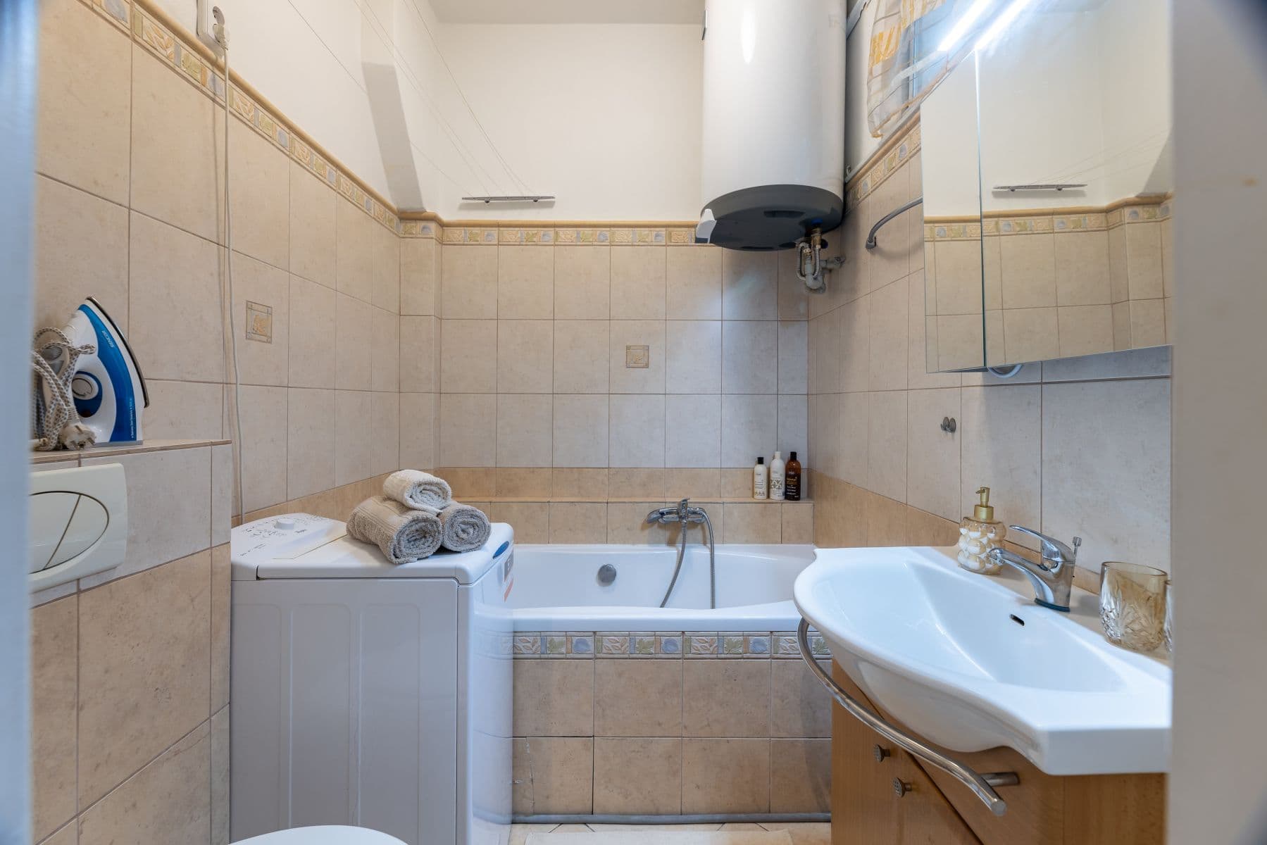 Prenájom bytu 25 m², Na Bitevní Pláni, Praha, Praha Prenájom bytu 25 m², Na Bitevní Pláni, Praha, Praha