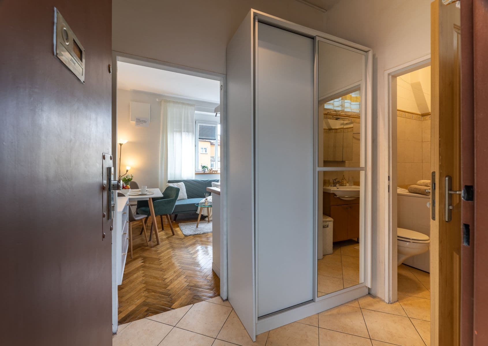 Prenájom bytu 25 m², Na Bitevní Pláni, Praha, Praha Prenájom bytu 25 m², Na Bitevní Pláni, Praha, Praha