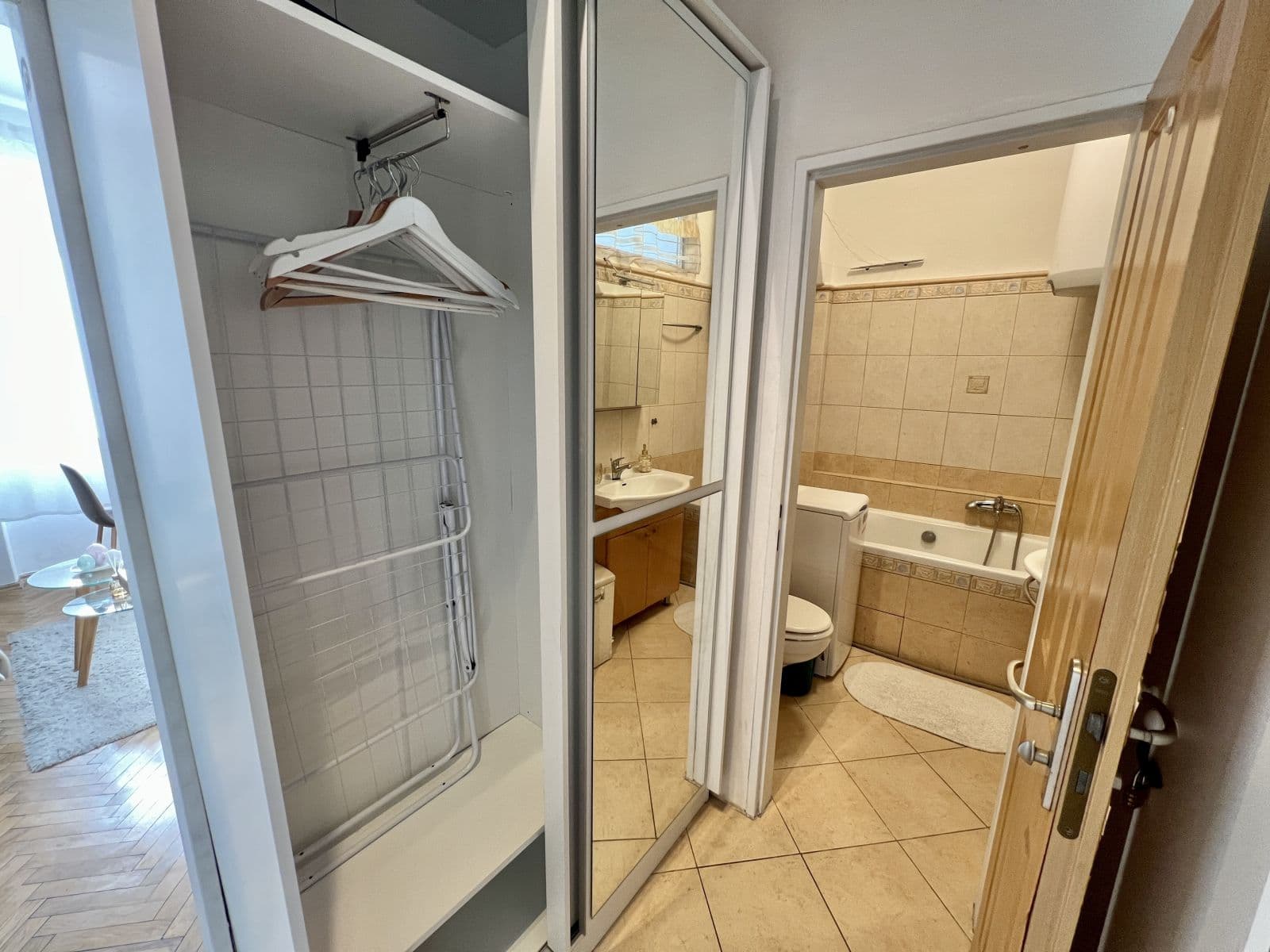 Prenájom bytu 25 m², Na Bitevní Pláni, Praha, Praha Prenájom bytu 25 m², Na Bitevní Pláni, Praha, Praha