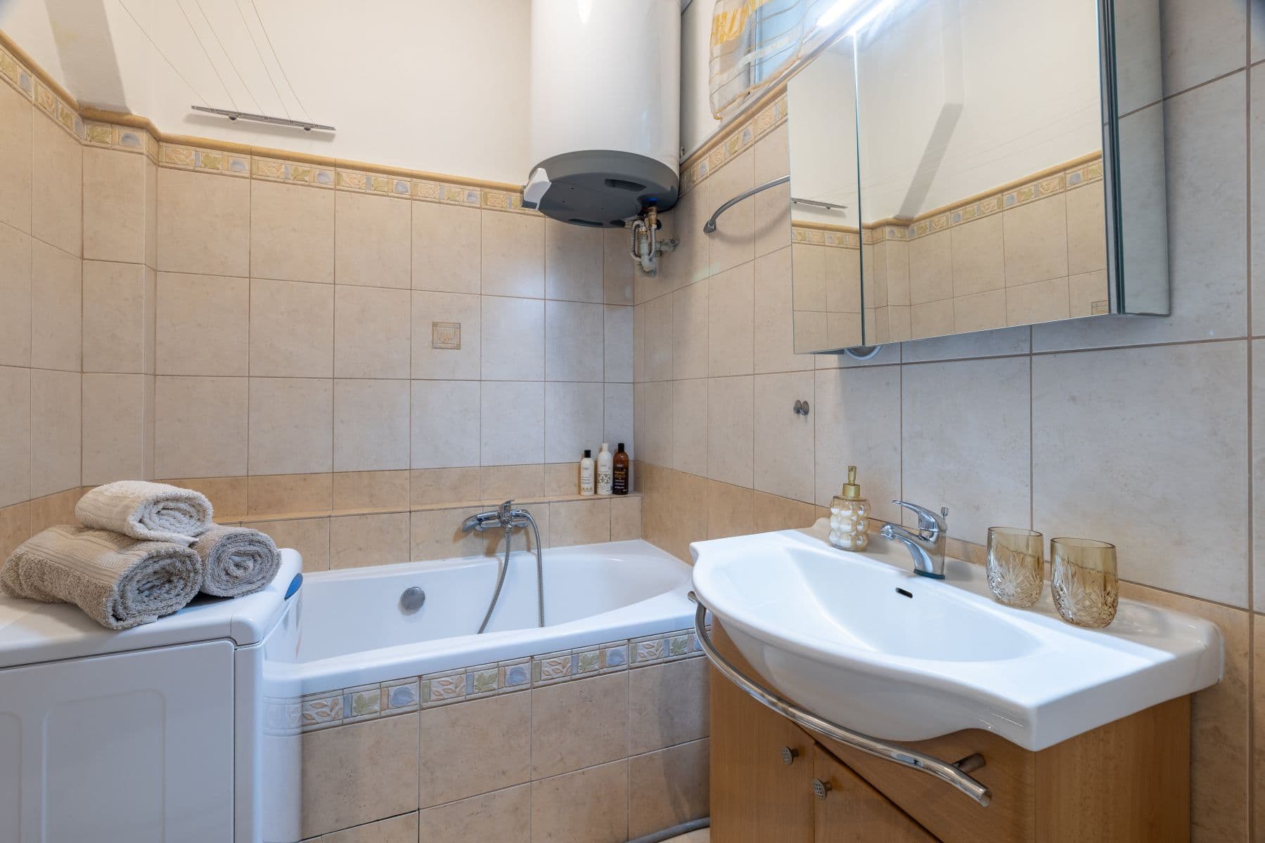 Prenájom bytu 25 m², Na Bitevní Pláni, Praha, Praha Prenájom bytu 25 m², Na Bitevní Pláni, Praha, Praha