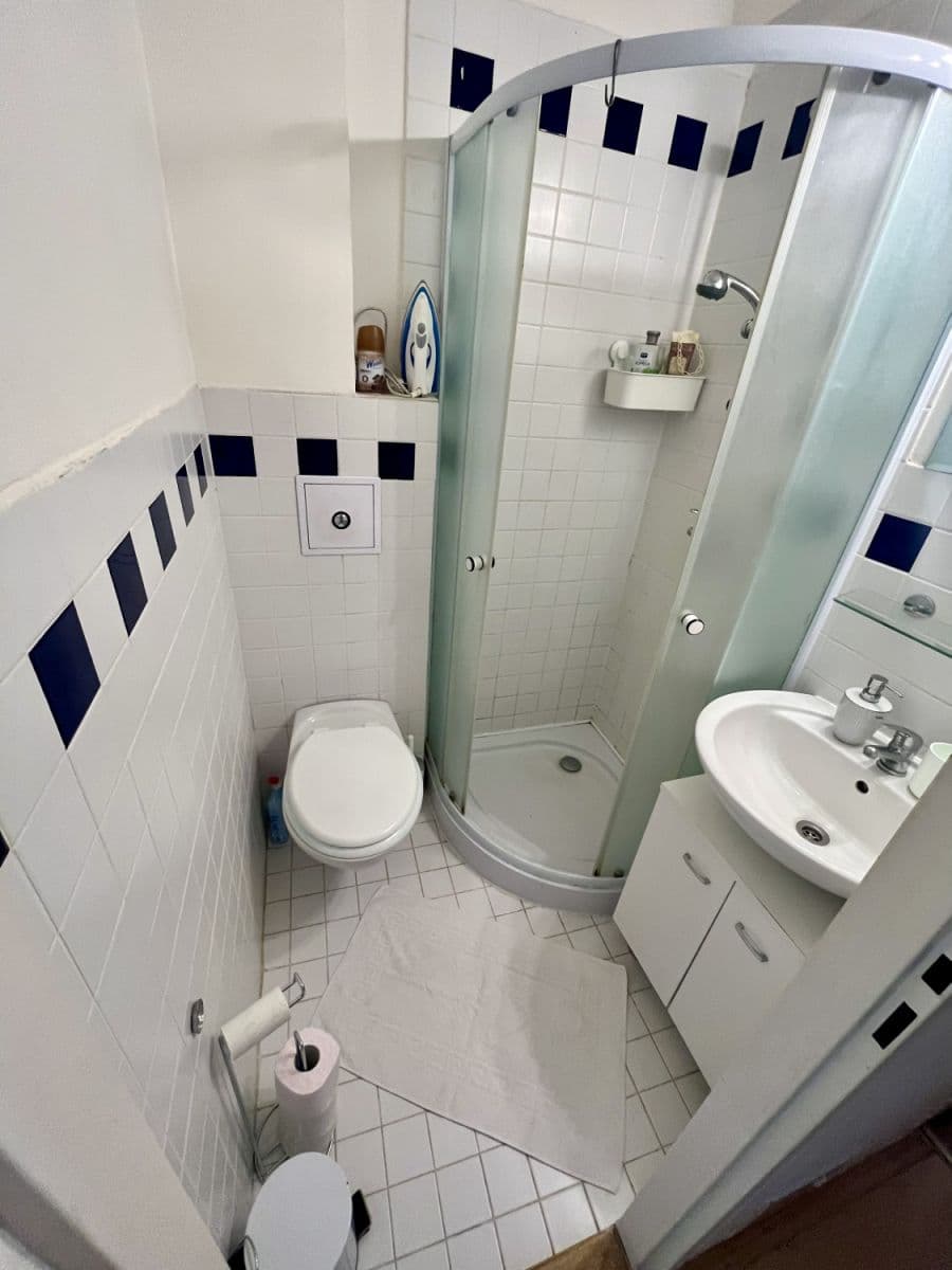 Prenájom bytu 25 m², Magistrů, Praha, Praha Prenájom bytu 25 m², Magistrů, Praha, Praha