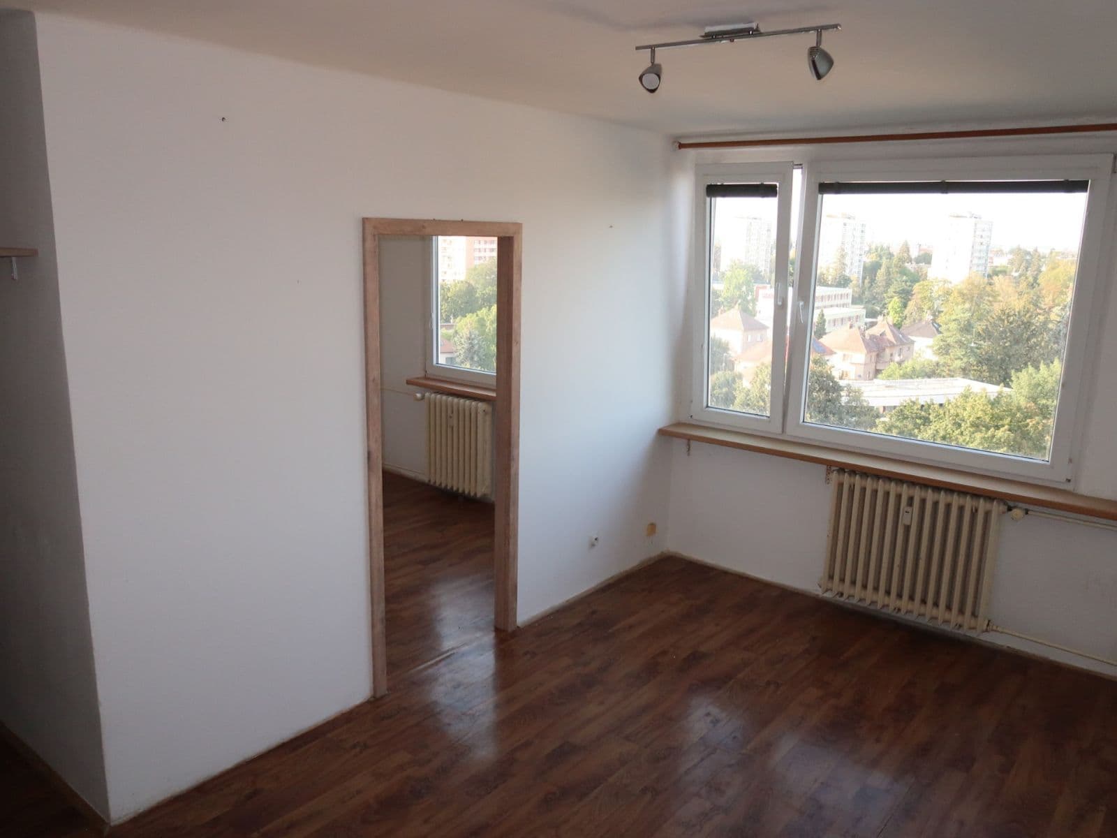 Prenájom bytu 2-izbový 34 m², Veverkova, Hradec Králové, Královéhradecký kraj Prenájom bytu 2-izbový 34 m², Veverkova, Hradec Králové, Královéhradecký kraj