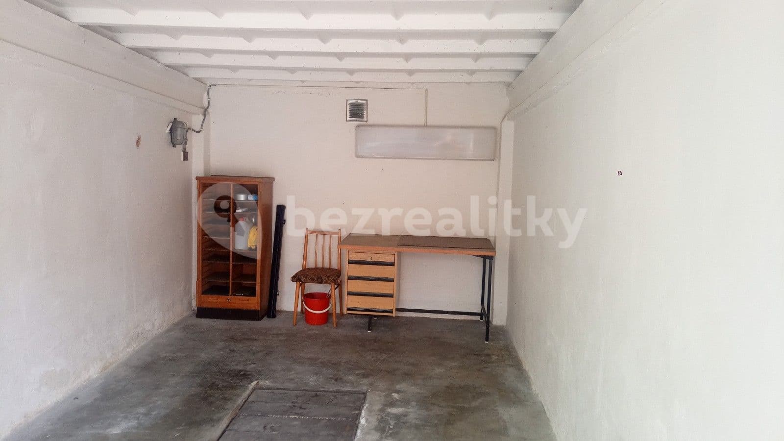Prenájom garáže 18 m², Šrámkova, Brno, Jihomoravský kraj Prenájom garáže 18 m², Šrámkova, Brno, Jihomoravský kraj