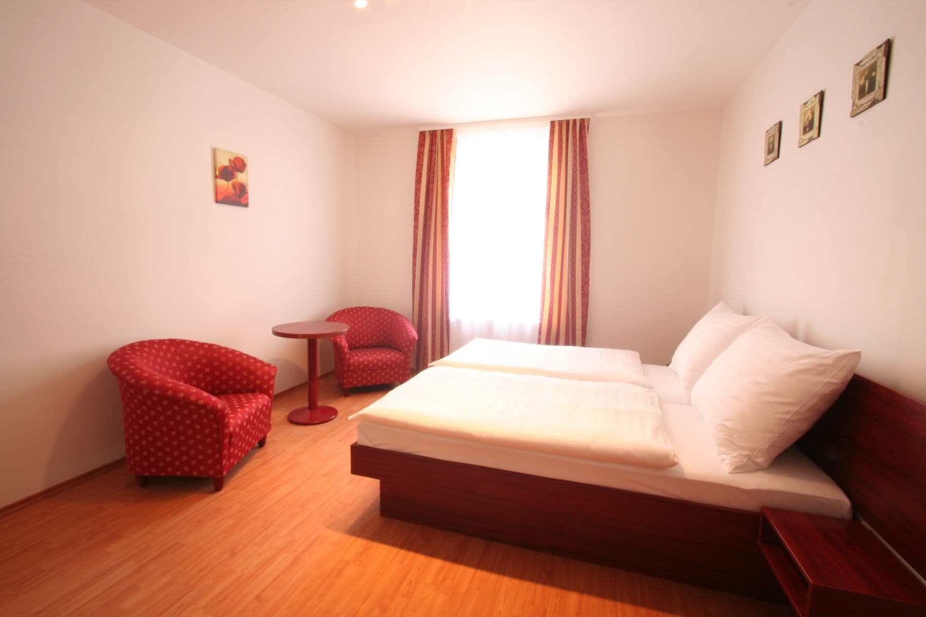 Prenájom bytu 37 m², Jana Masaryka, Praha, Praha Prenájom bytu 37 m², Jana Masaryka, Praha, Praha