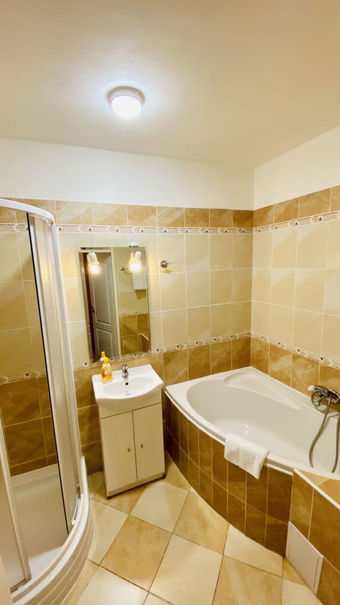 Prenájom bytu 37 m², Jana Masaryka, Praha, Praha Prenájom bytu 37 m², Jana Masaryka, Praha, Praha