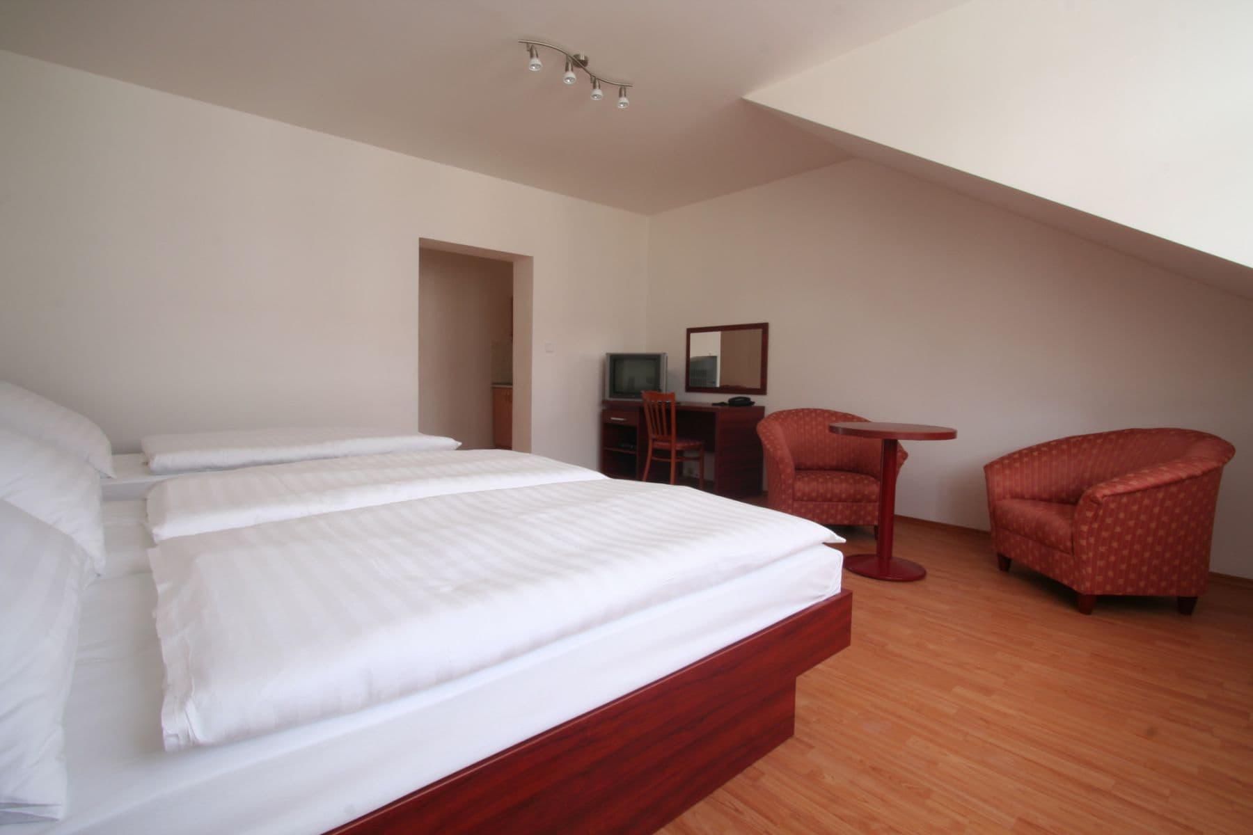 Prenájom bytu 35 m², Jana Masaryka, Praha, Praha Prenájom bytu 35 m², Jana Masaryka, Praha, Praha